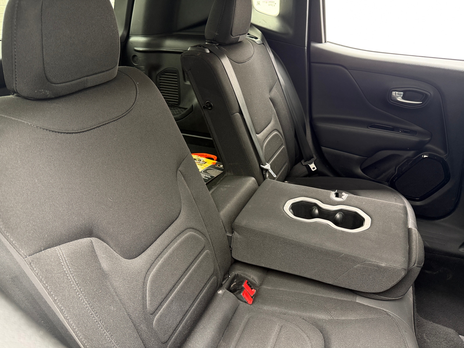 Thumbnail: 2017 Jeep Renegade - 6