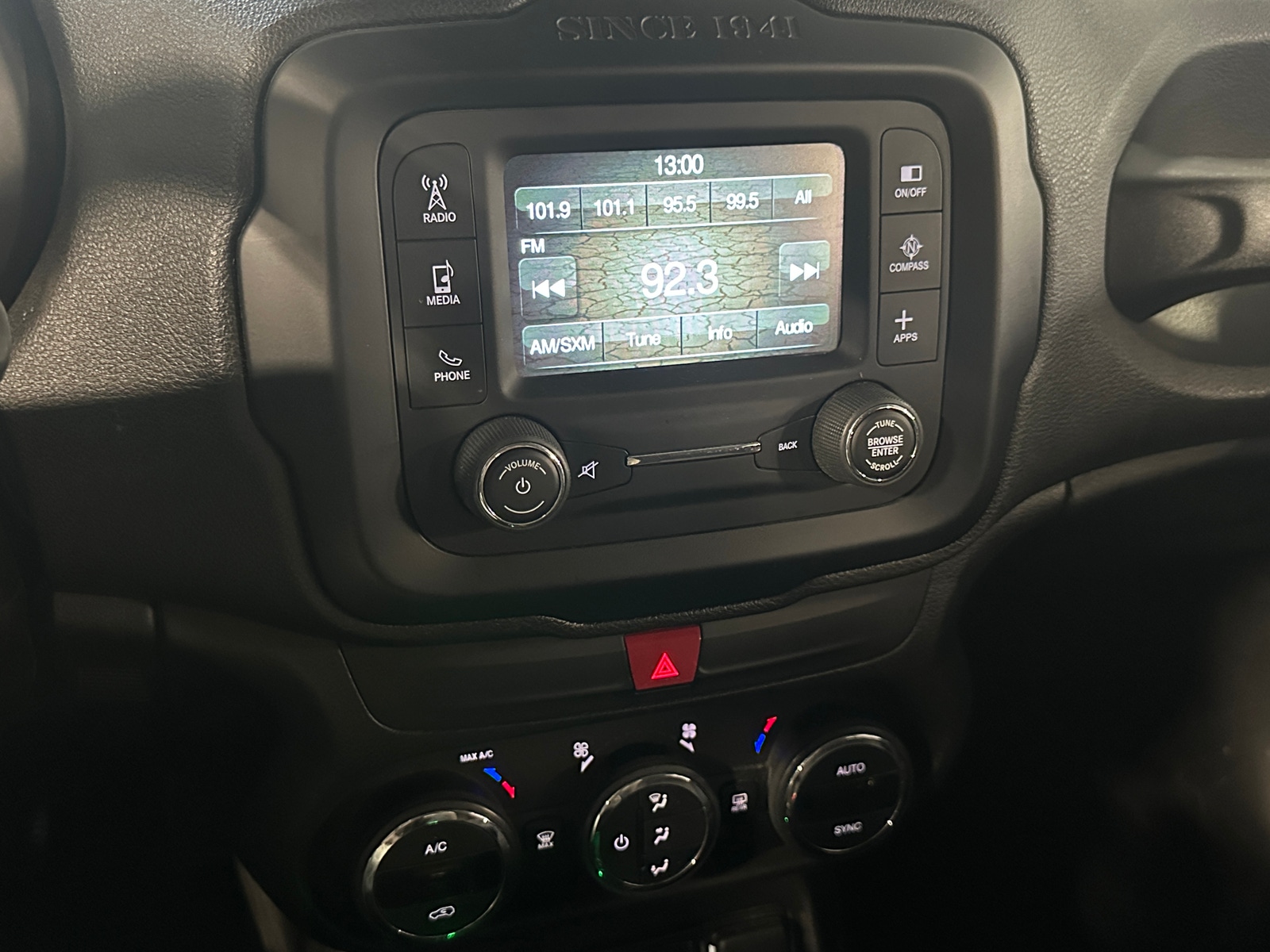 Thumbnail: 2017 Jeep Renegade - 4