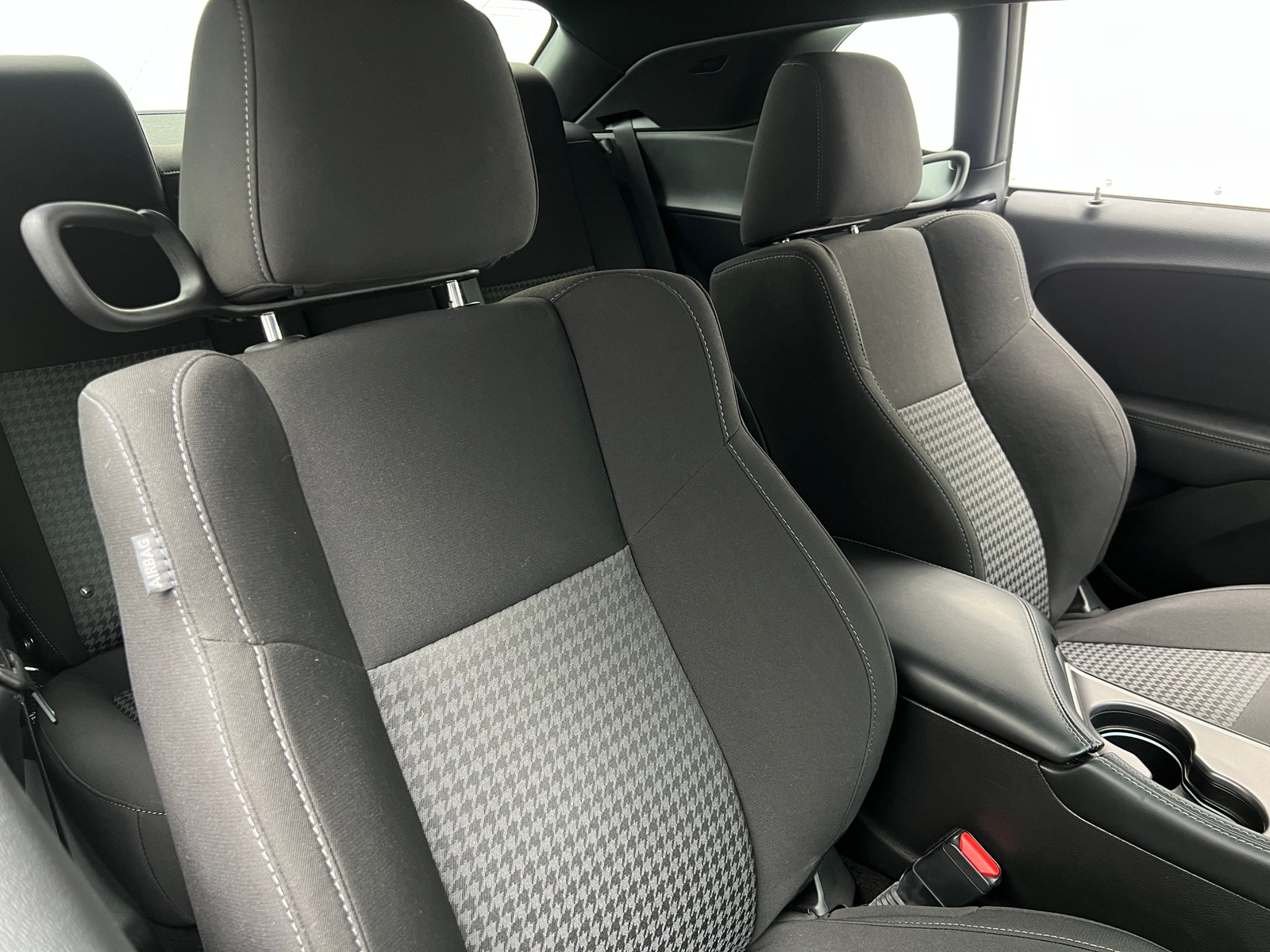 Thumbnail: 2022 Dodge Challenger - 2