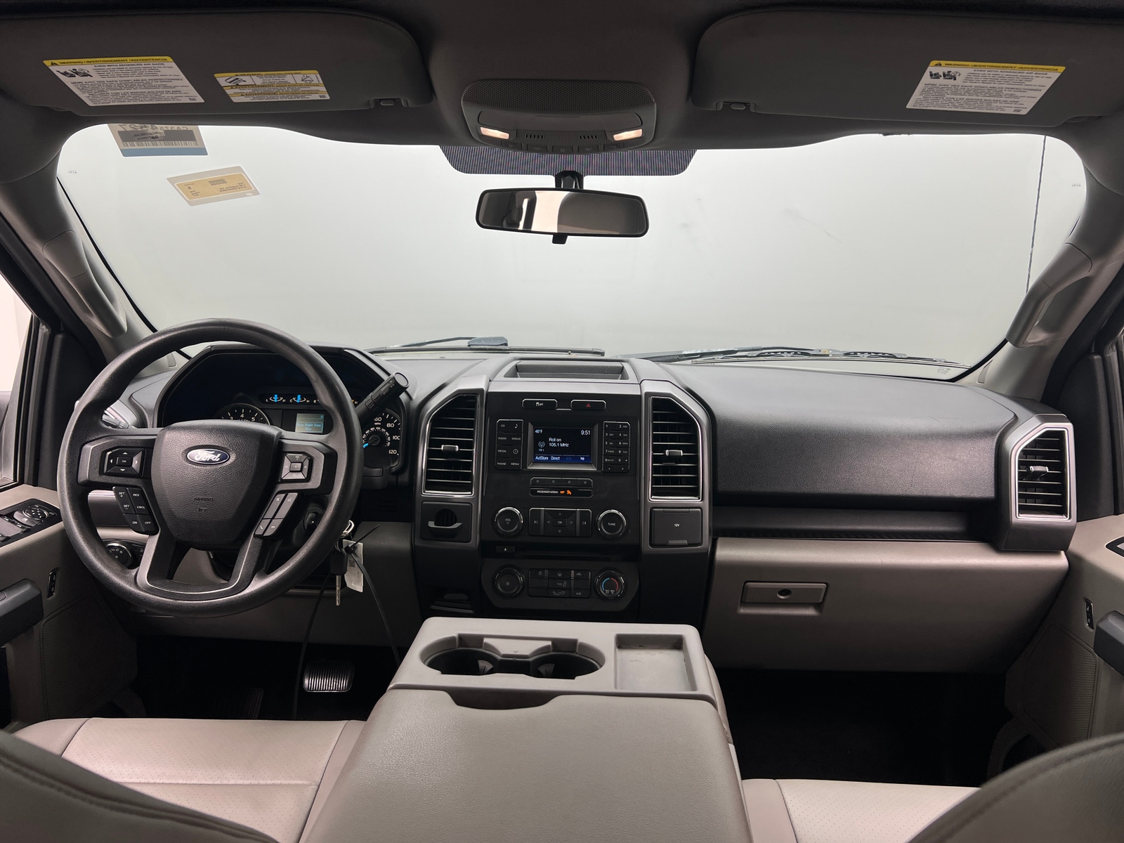 Thumbnail: 2017 Ford Econoline - 3