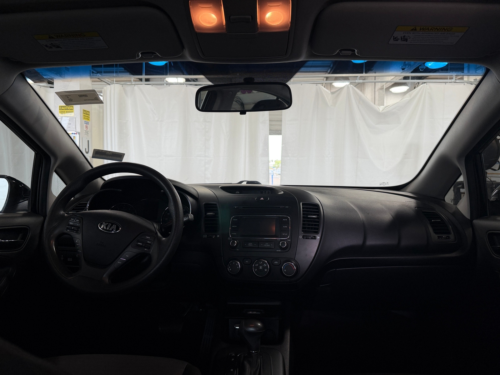 Thumbnail: 2016 Kia Forte - 3