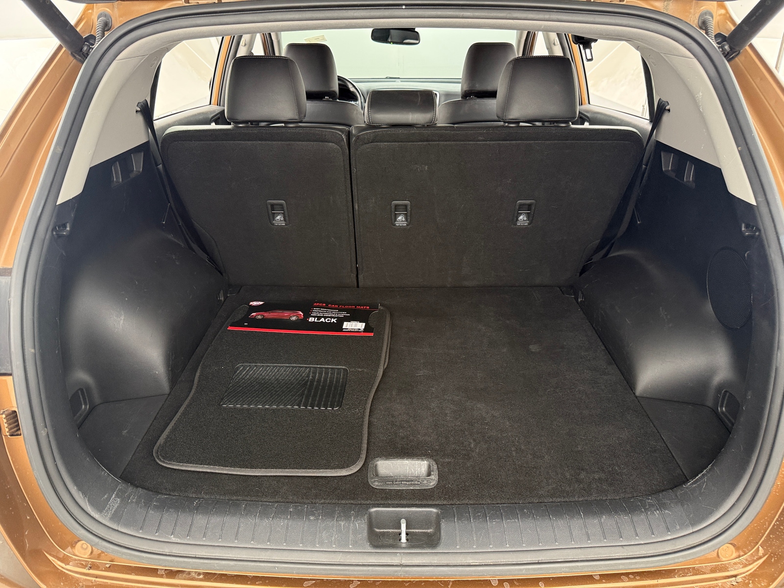 Thumbnail: 2017 Kia Sportage - 6