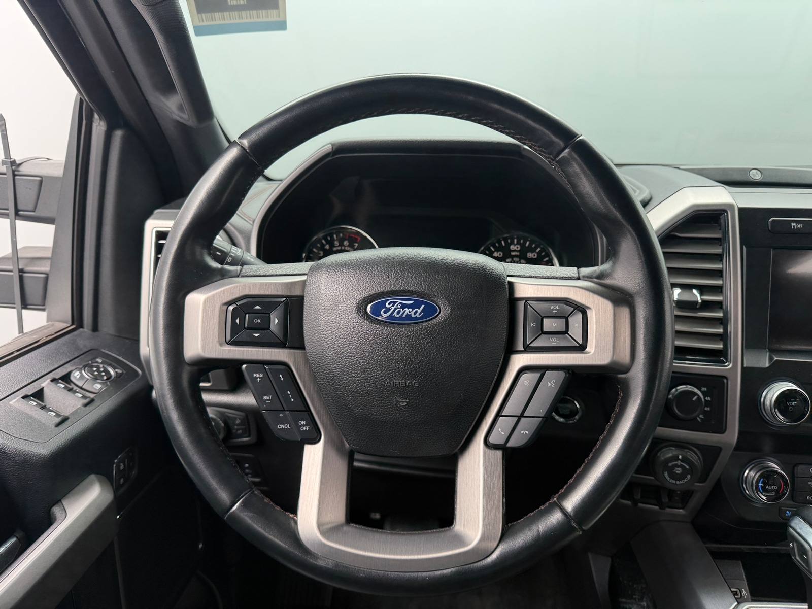 Thumbnail: 2020 Ford Econoline - 4