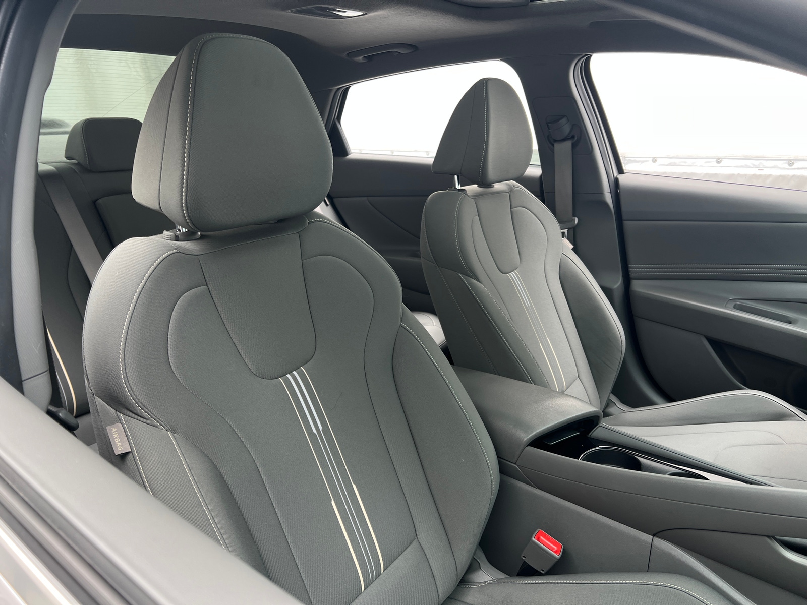 Thumbnail: 2024 Hyundai Elantra - 2