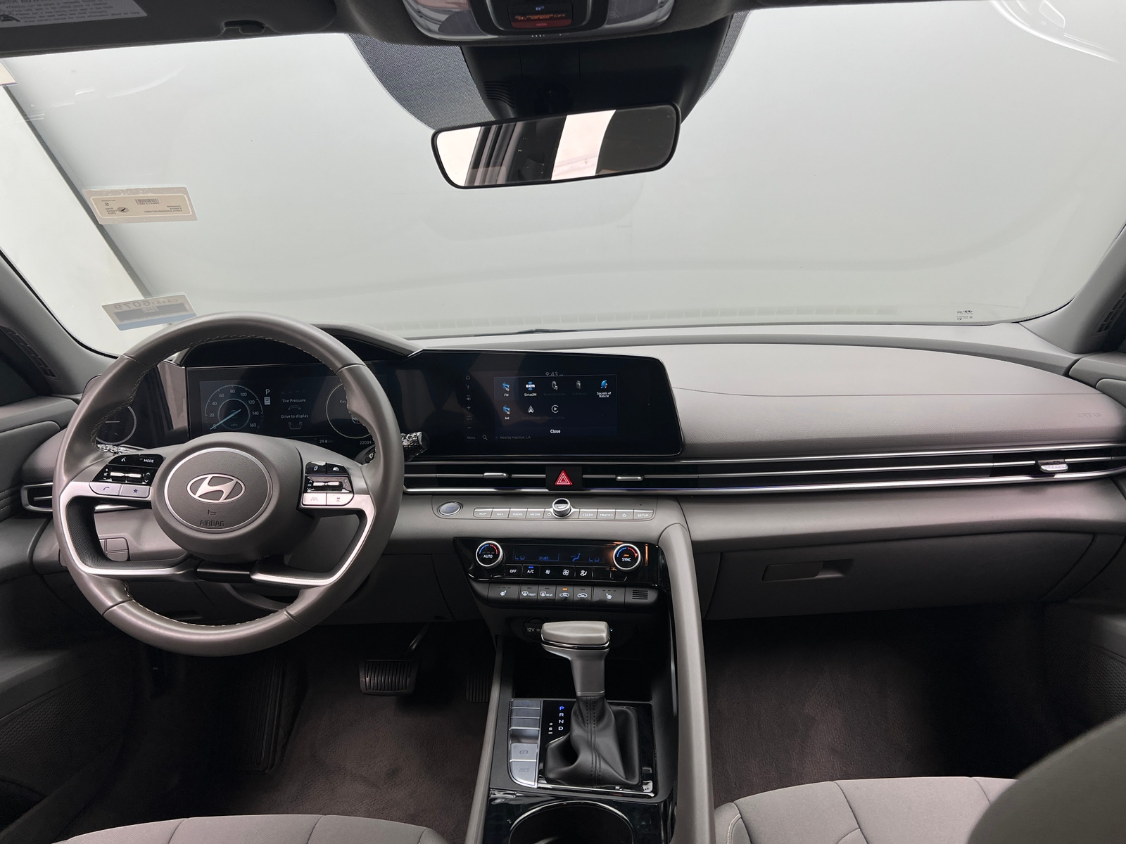 Thumbnail: 2024 Hyundai Elantra - 3