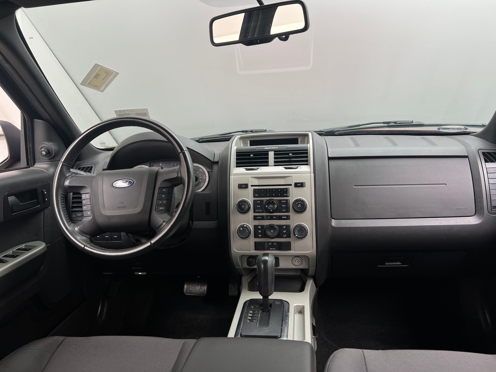 Thumbnail: 2010 Ford Escape - 3