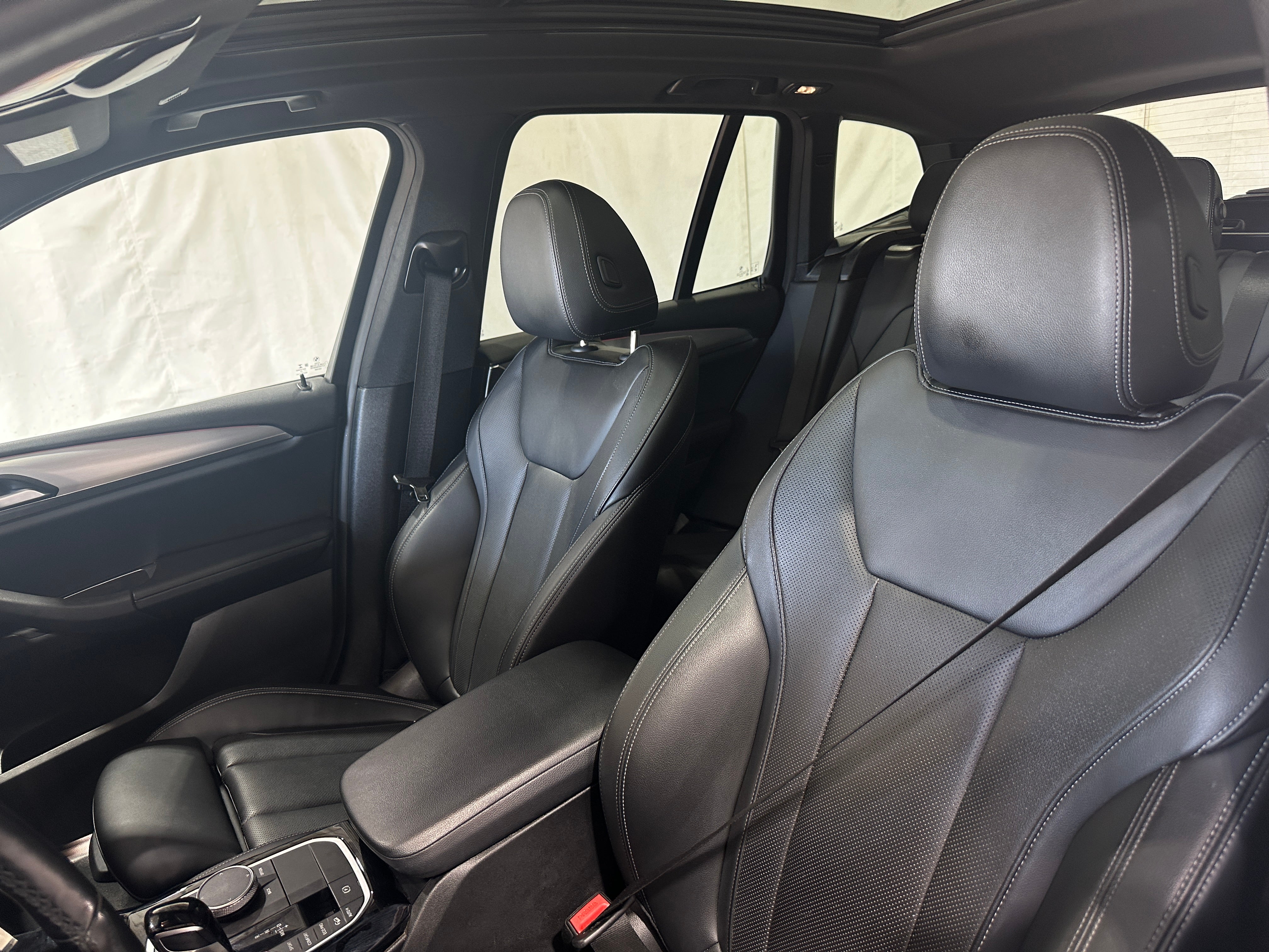 2022 BMW X3 30i - Photo 3
