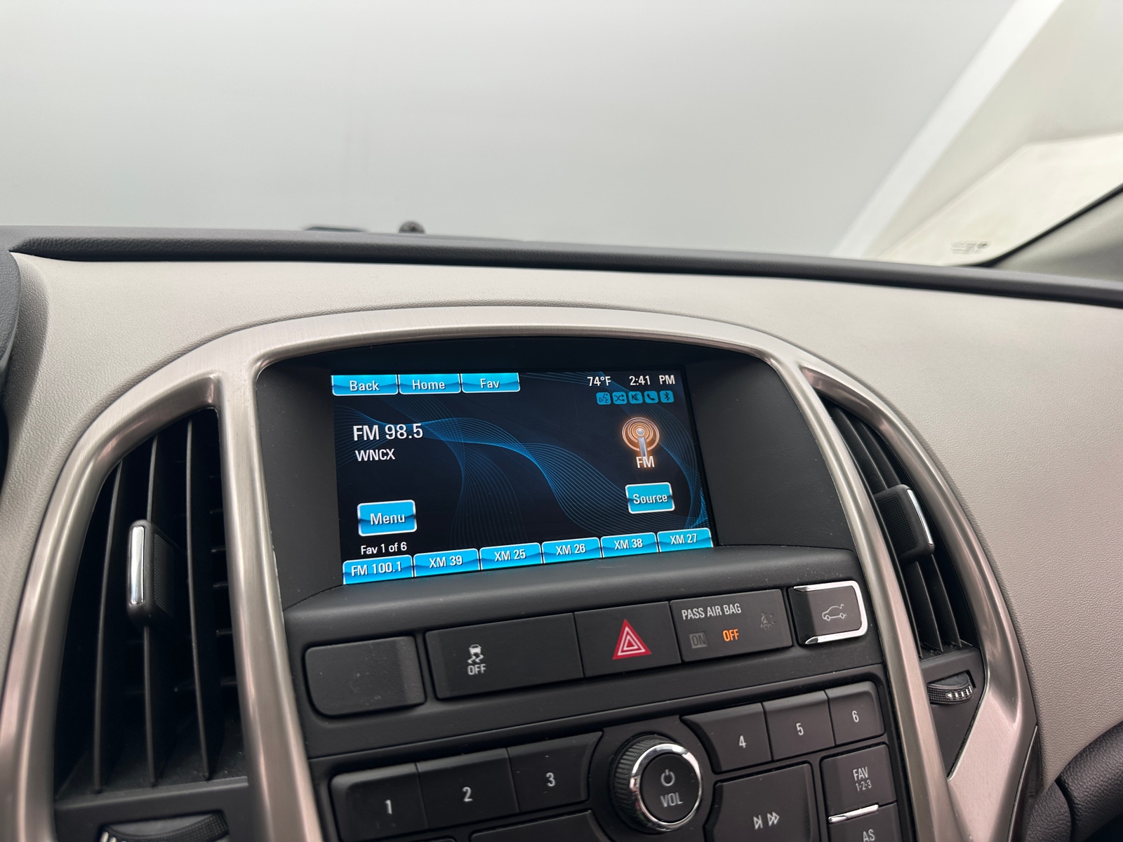 Thumbnail: 2016 Buick Verano - 3