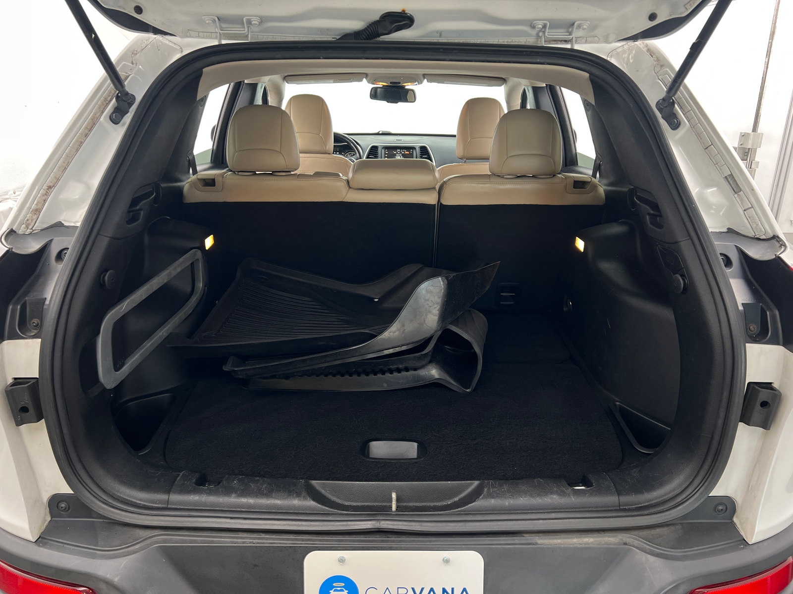 Thumbnail: 2017 Jeep Cherokee - 6