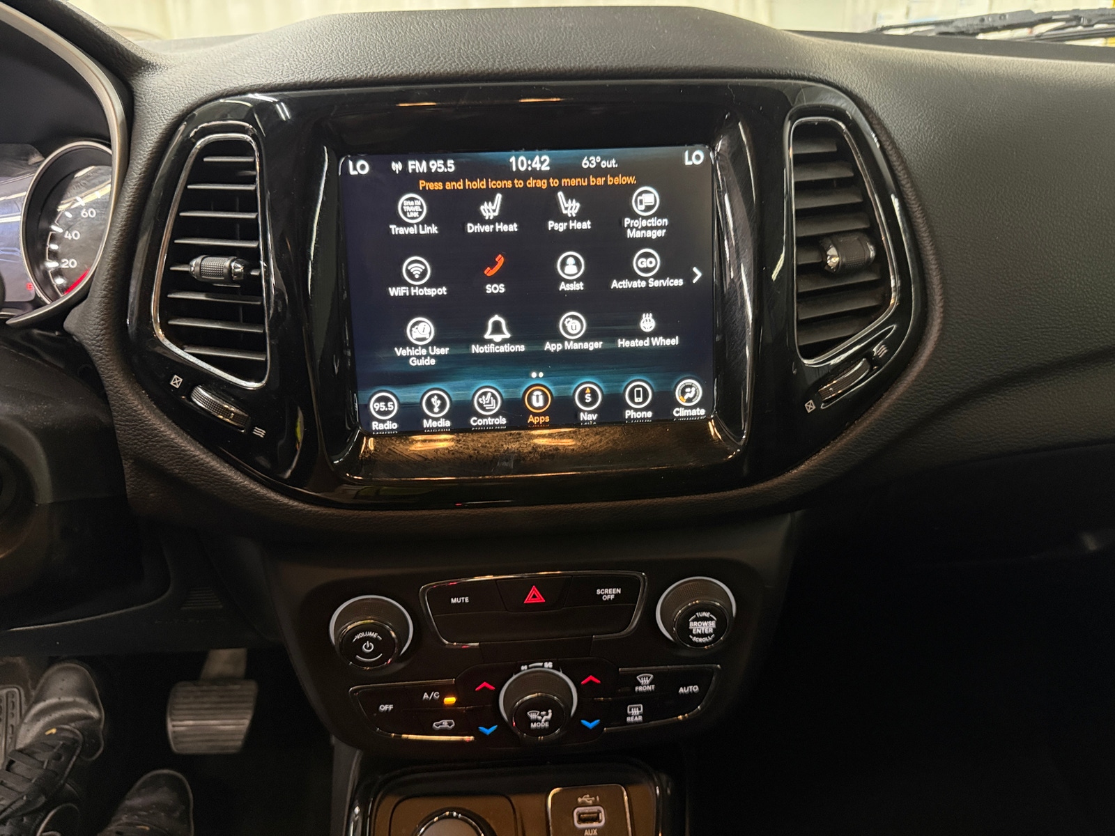 Thumbnail: 2019 Jeep Compass - 3