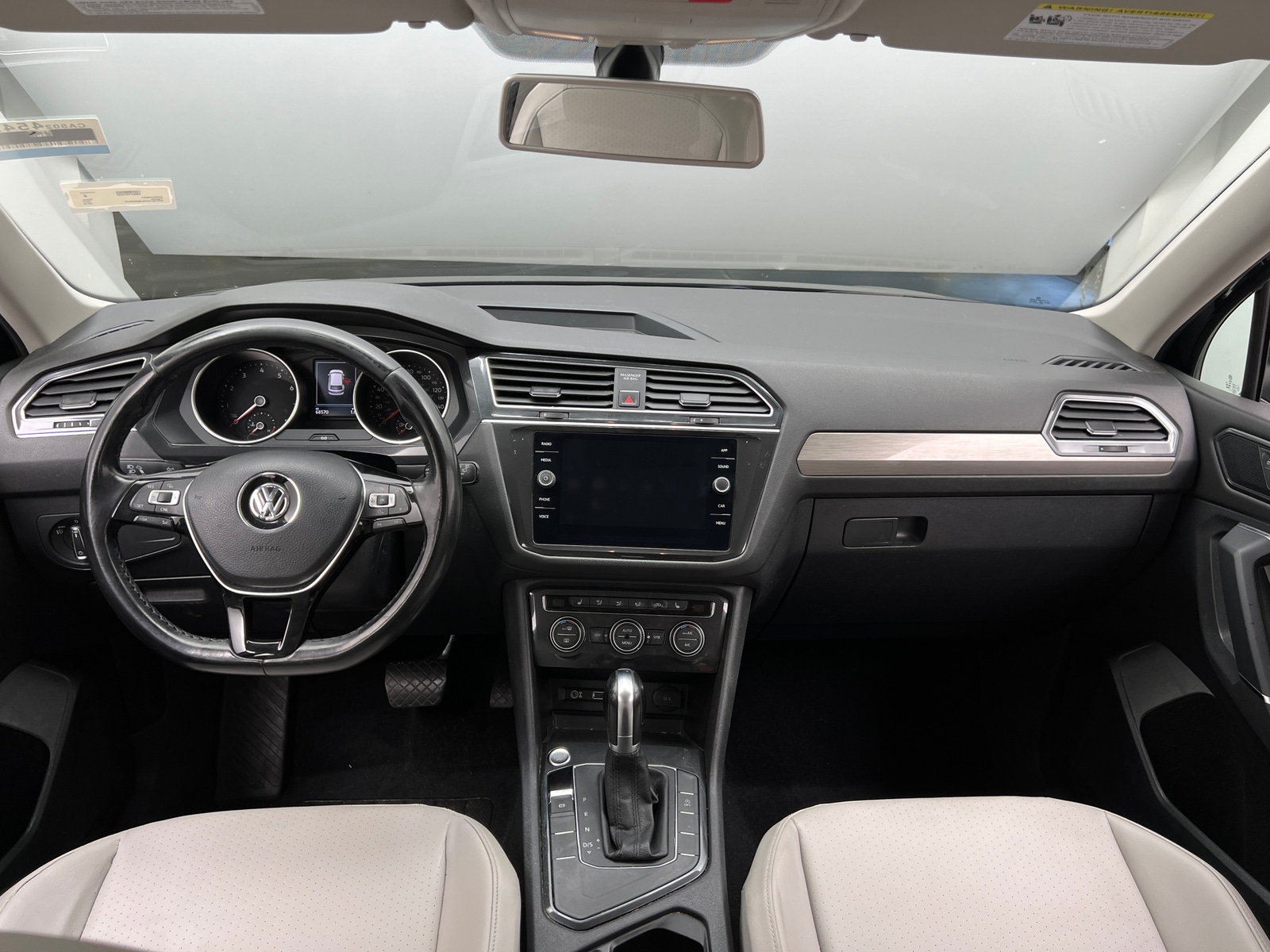 Thumbnail: 2018 Volkswagen Tiguan - 2
