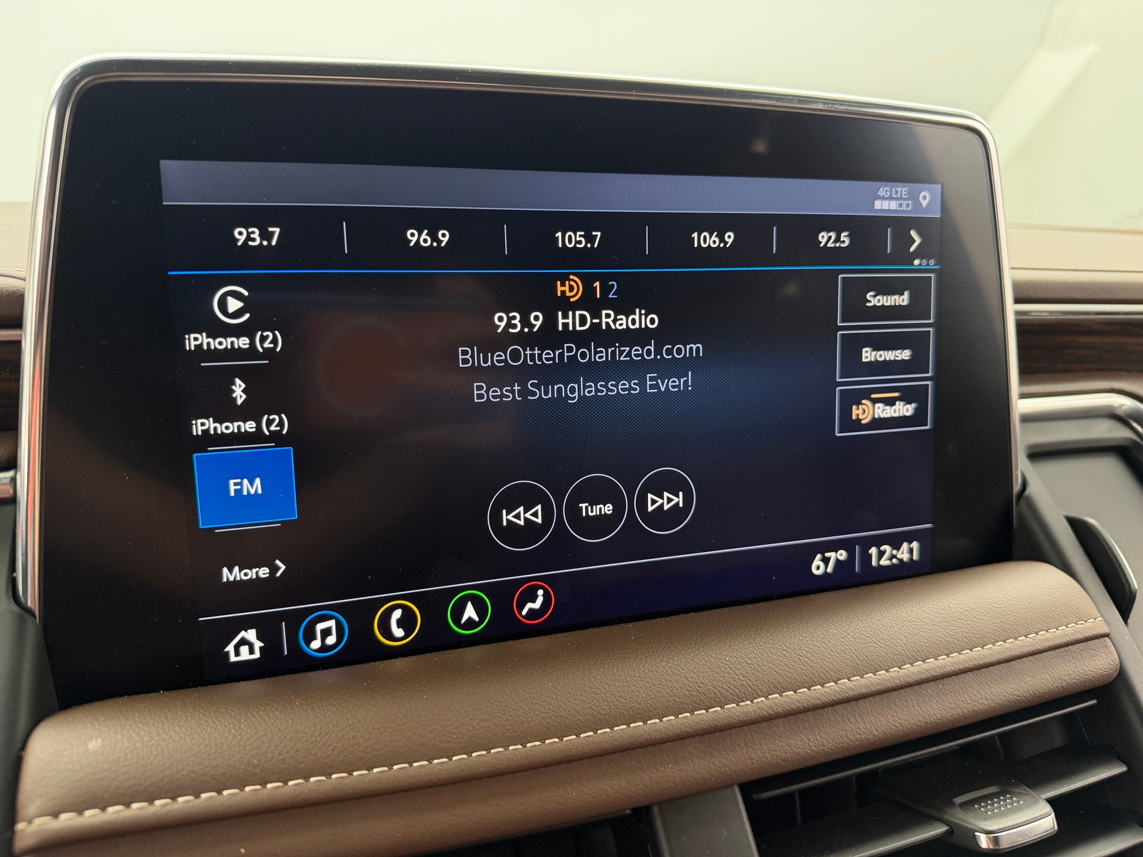 Thumbnail: 2021 Chevrolet Tahoe - 3