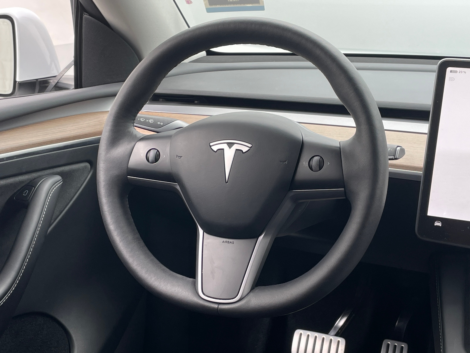 Thumbnail: 2023 Tesla Model Y - 4
