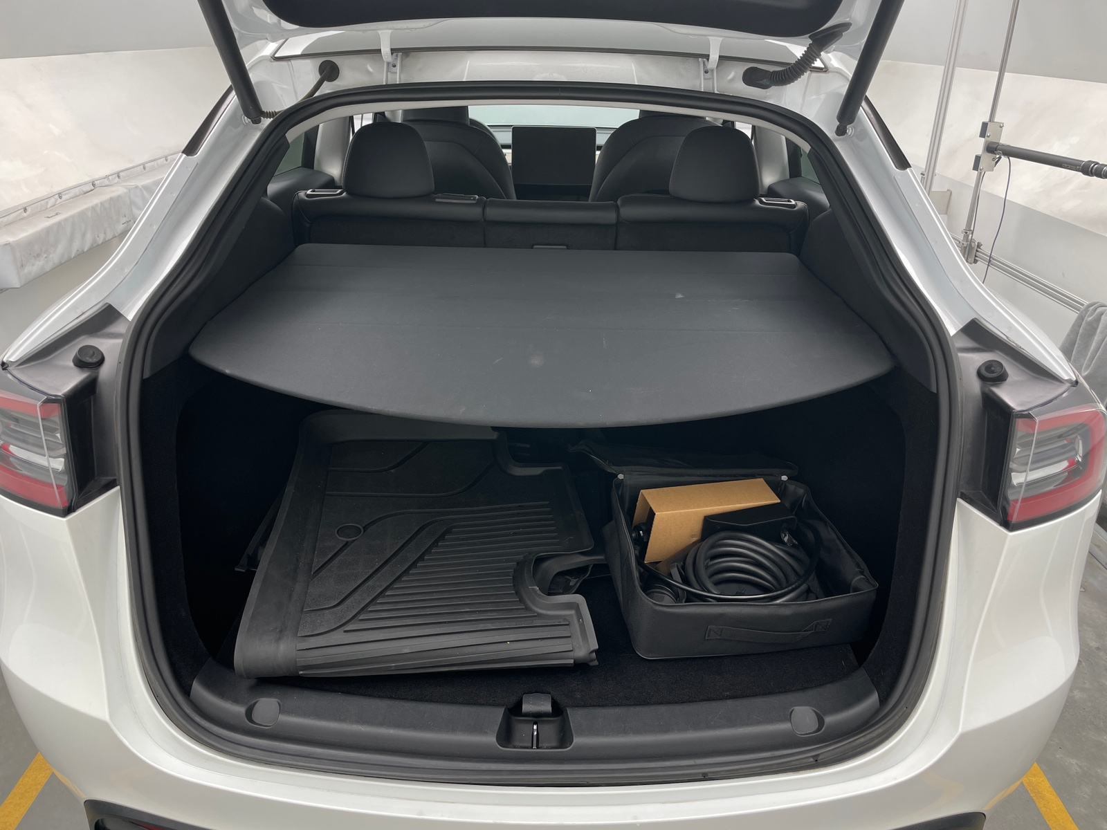 Thumbnail: 2023 Tesla Model Y - 6