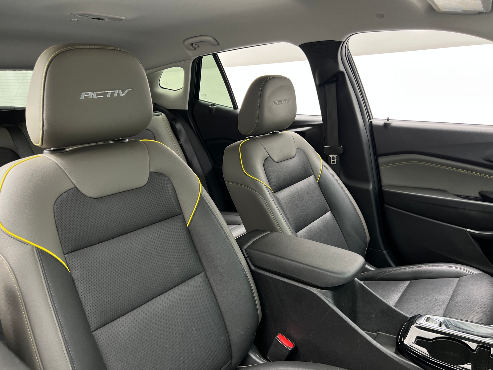 Thumbnail: 2024 Chevrolet Trax - 2