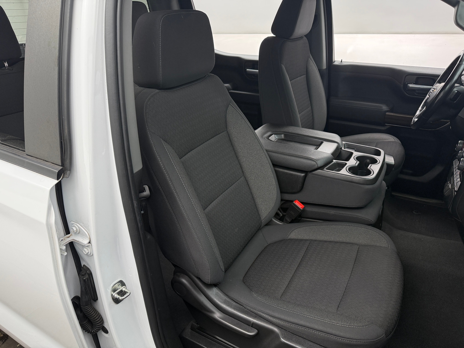 Thumbnail: 2021 Chevrolet Silverado 1500 - 2