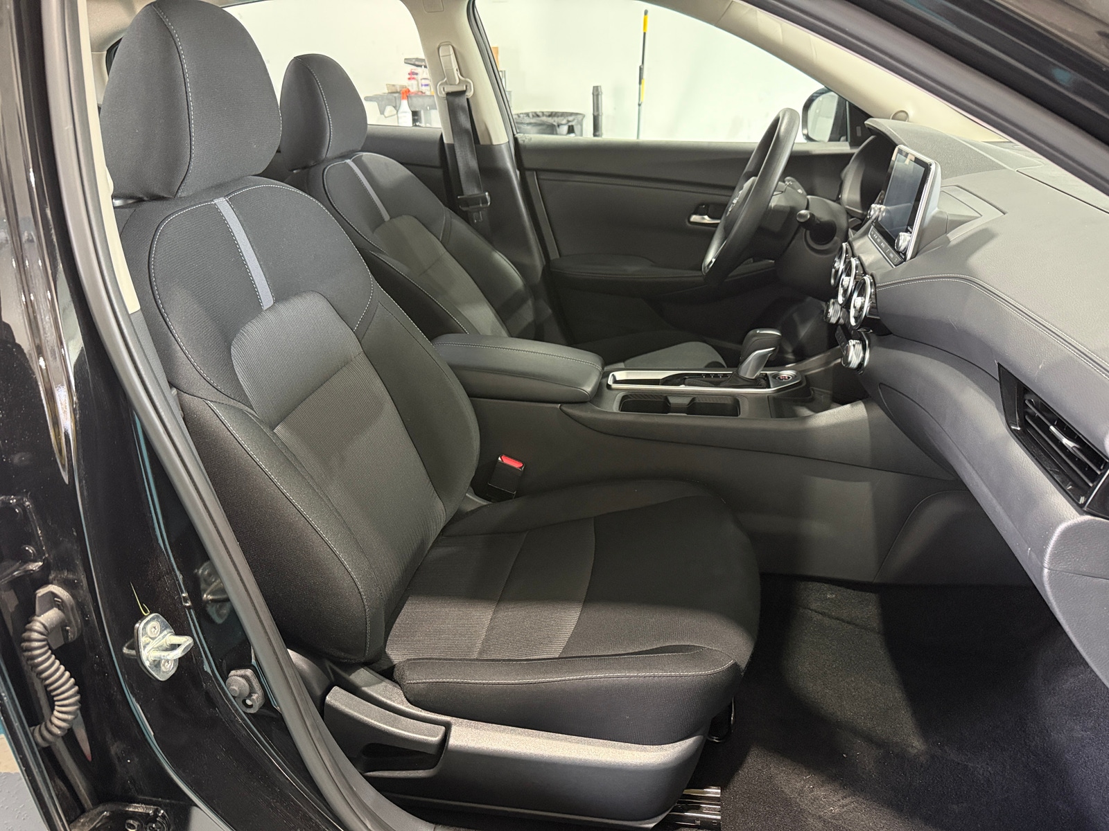 Thumbnail: 2025 Nissan Sentra - 2