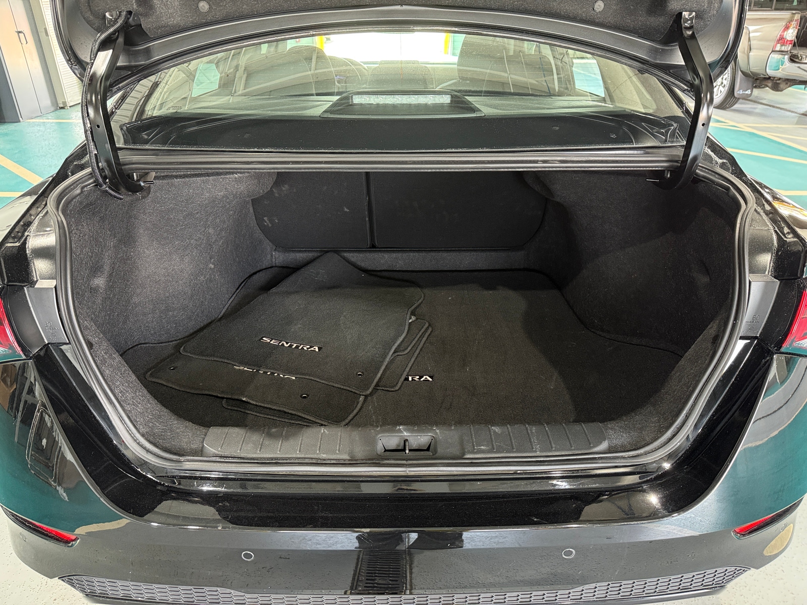 Thumbnail: 2025 Nissan Sentra - 7