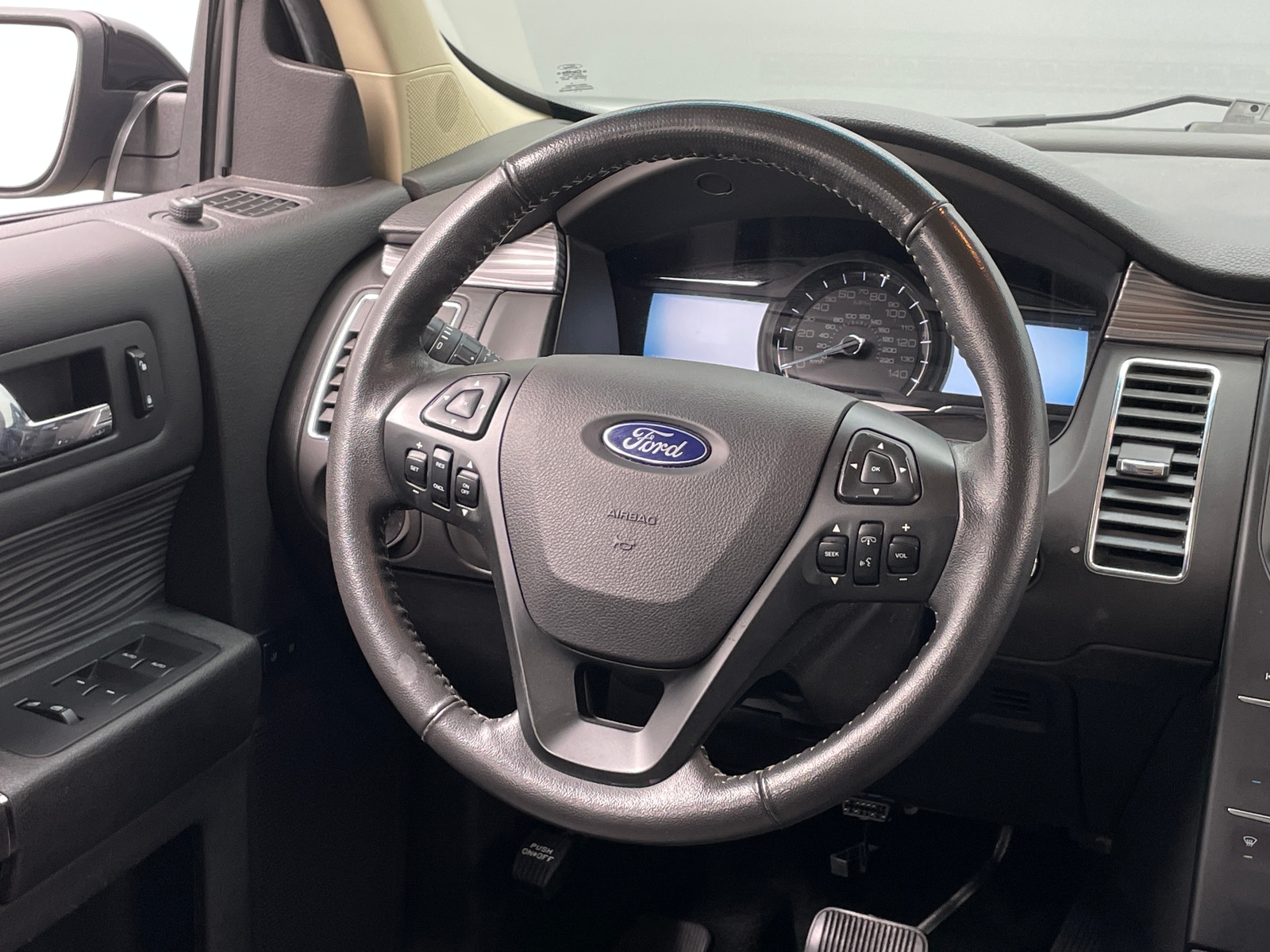 Thumbnail: 2018 Ford Flex - 4