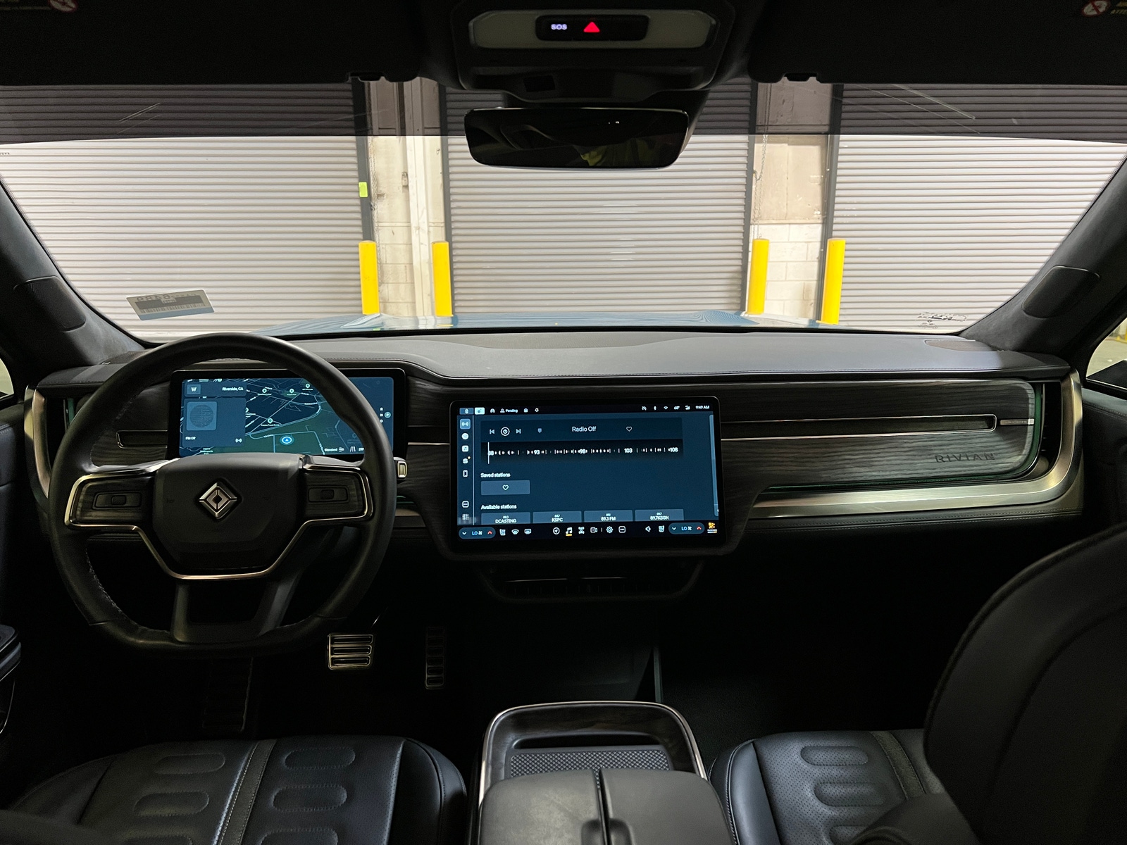 Thumbnail: 2022 Rivian R1T - 2