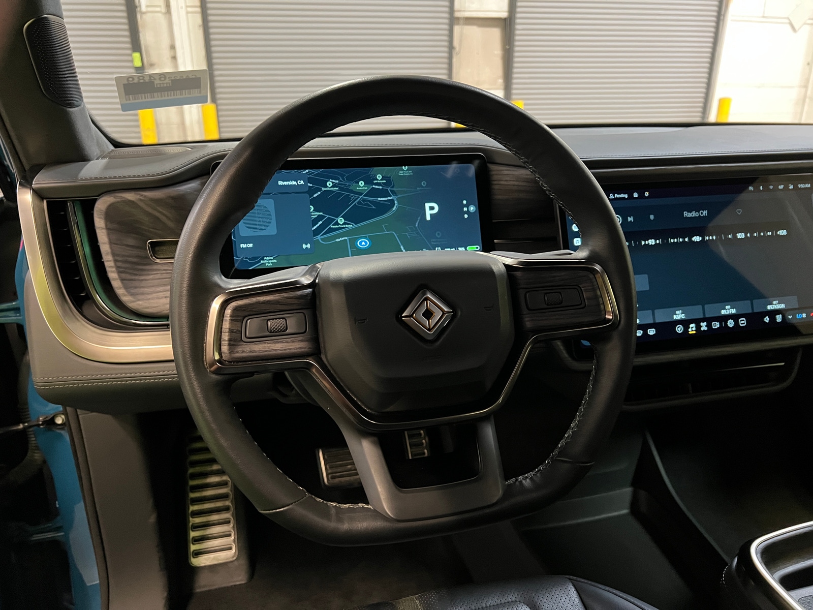 Thumbnail: 2022 Rivian R1T - 4