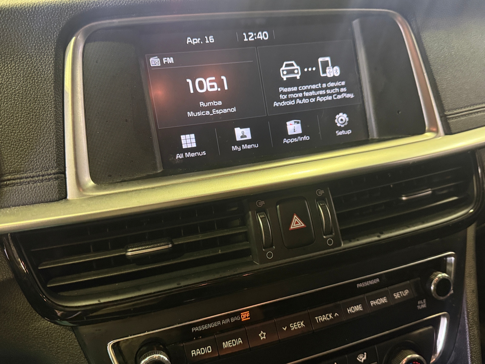 Thumbnail: 2019 Kia Optima - 4