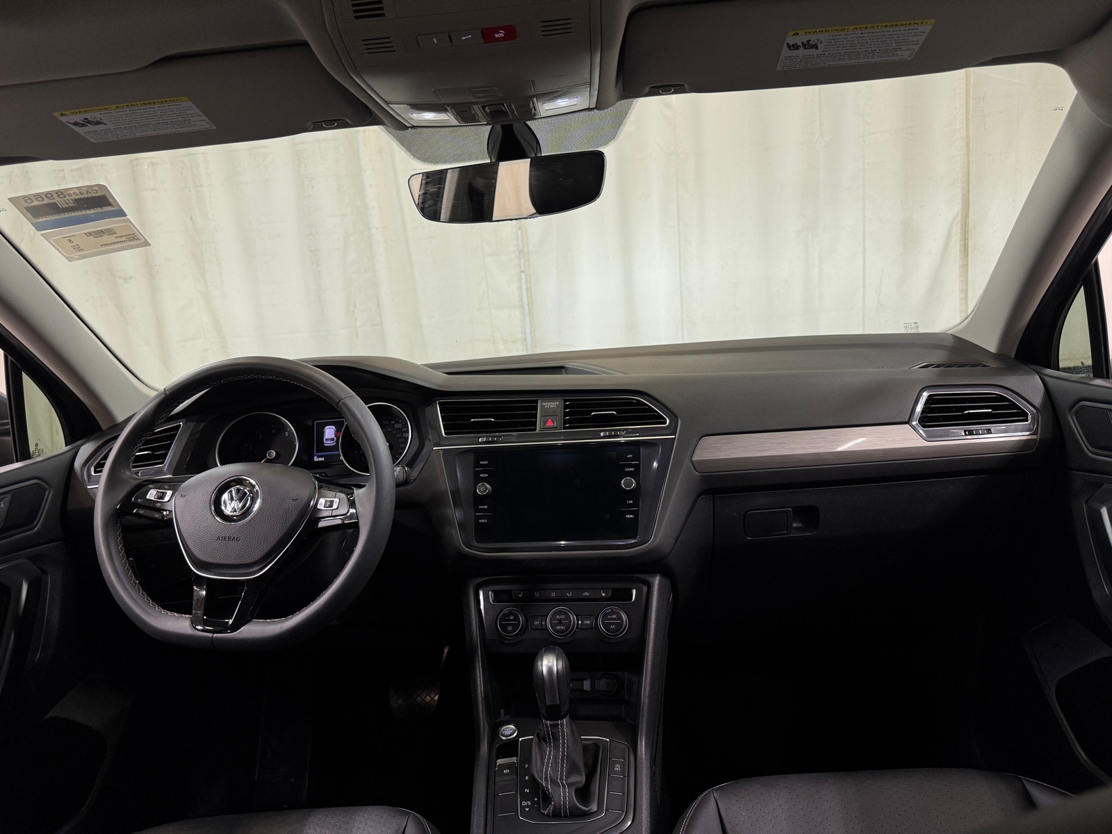 Thumbnail: 2021 Volkswagen Tiguan - 2