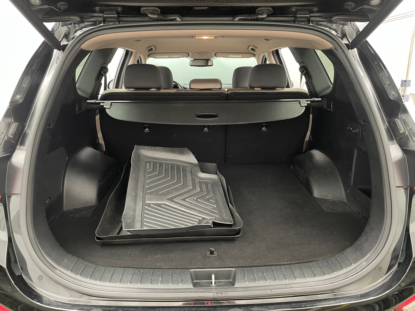 Thumbnail: 2019 Hyundai Santa Fe - 7