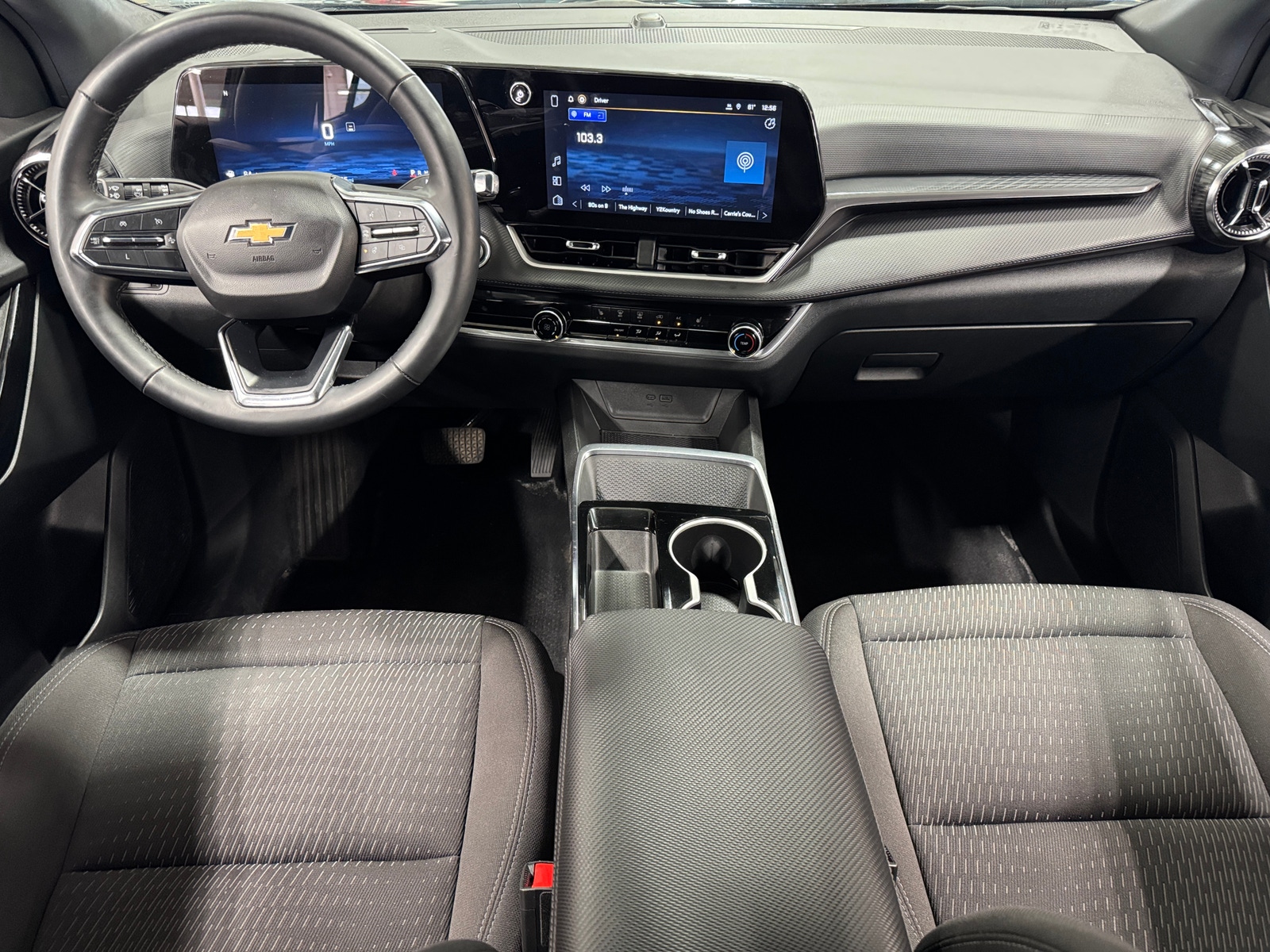 Thumbnail: 2025 Chevrolet Equinox - 3