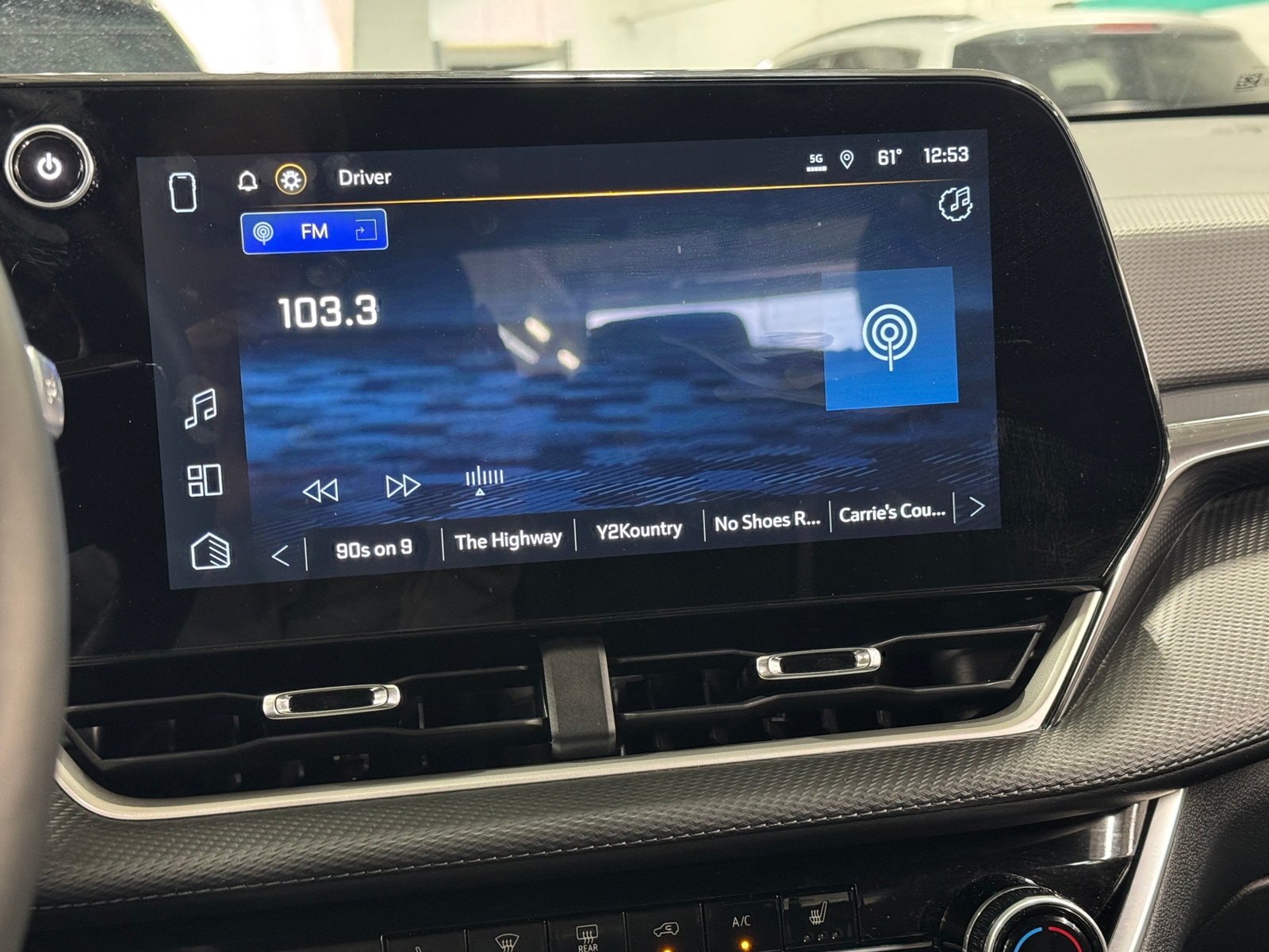 Thumbnail: 2025 Chevrolet Equinox - 4