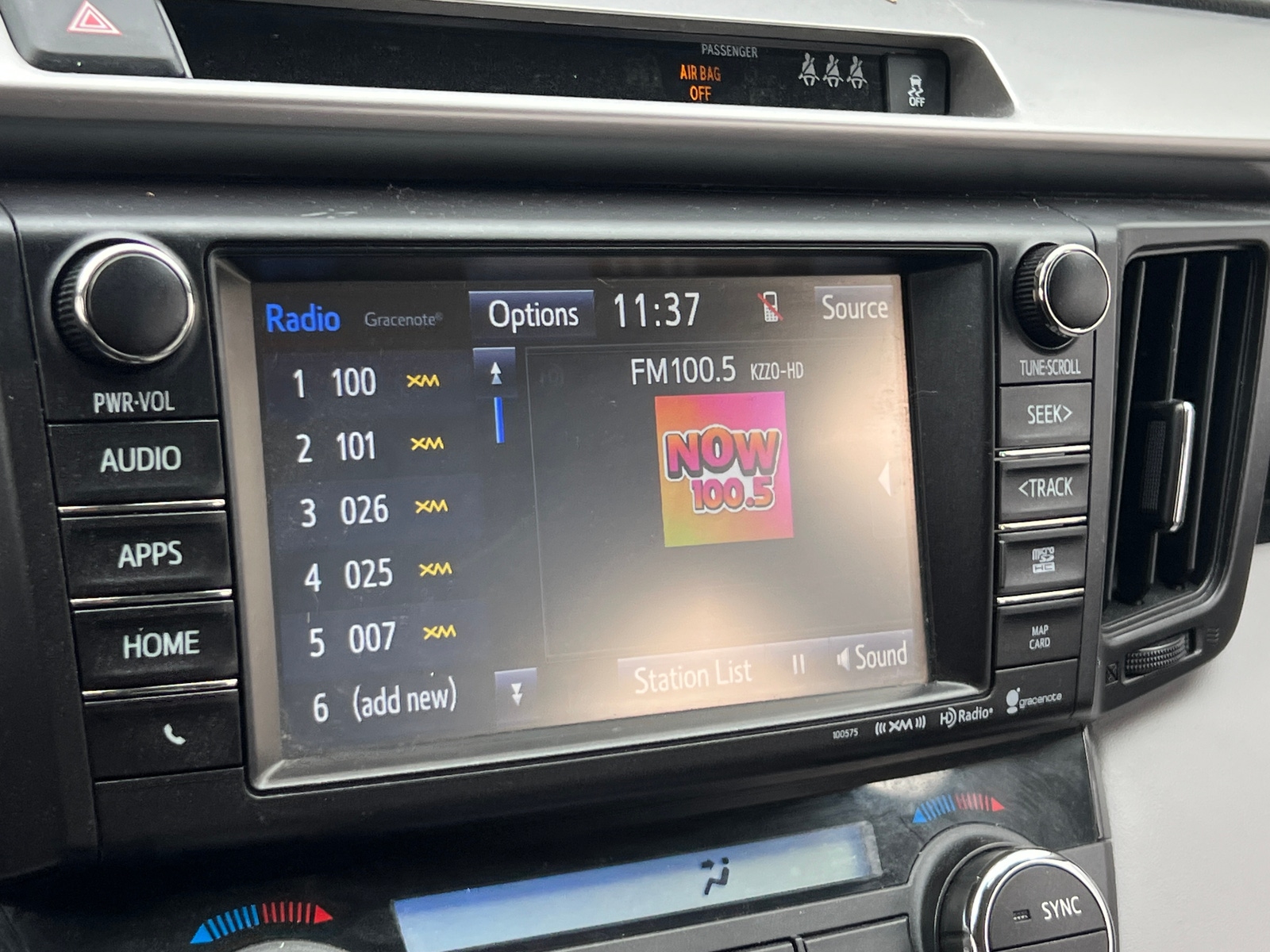 Thumbnail: 2018 Toyota RAV4 - 4