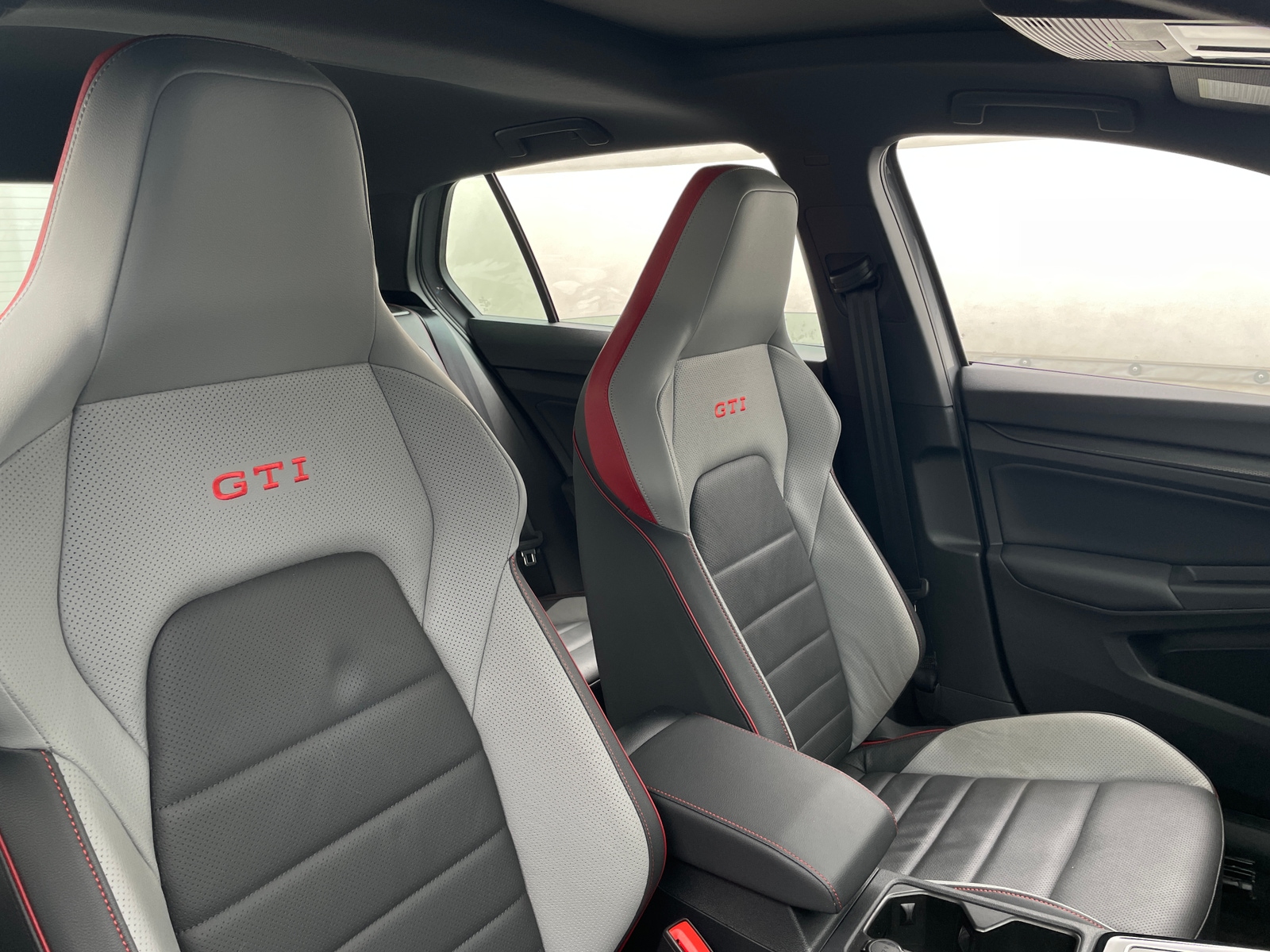 Thumbnail: 2024 Volkswagen Golf - 2