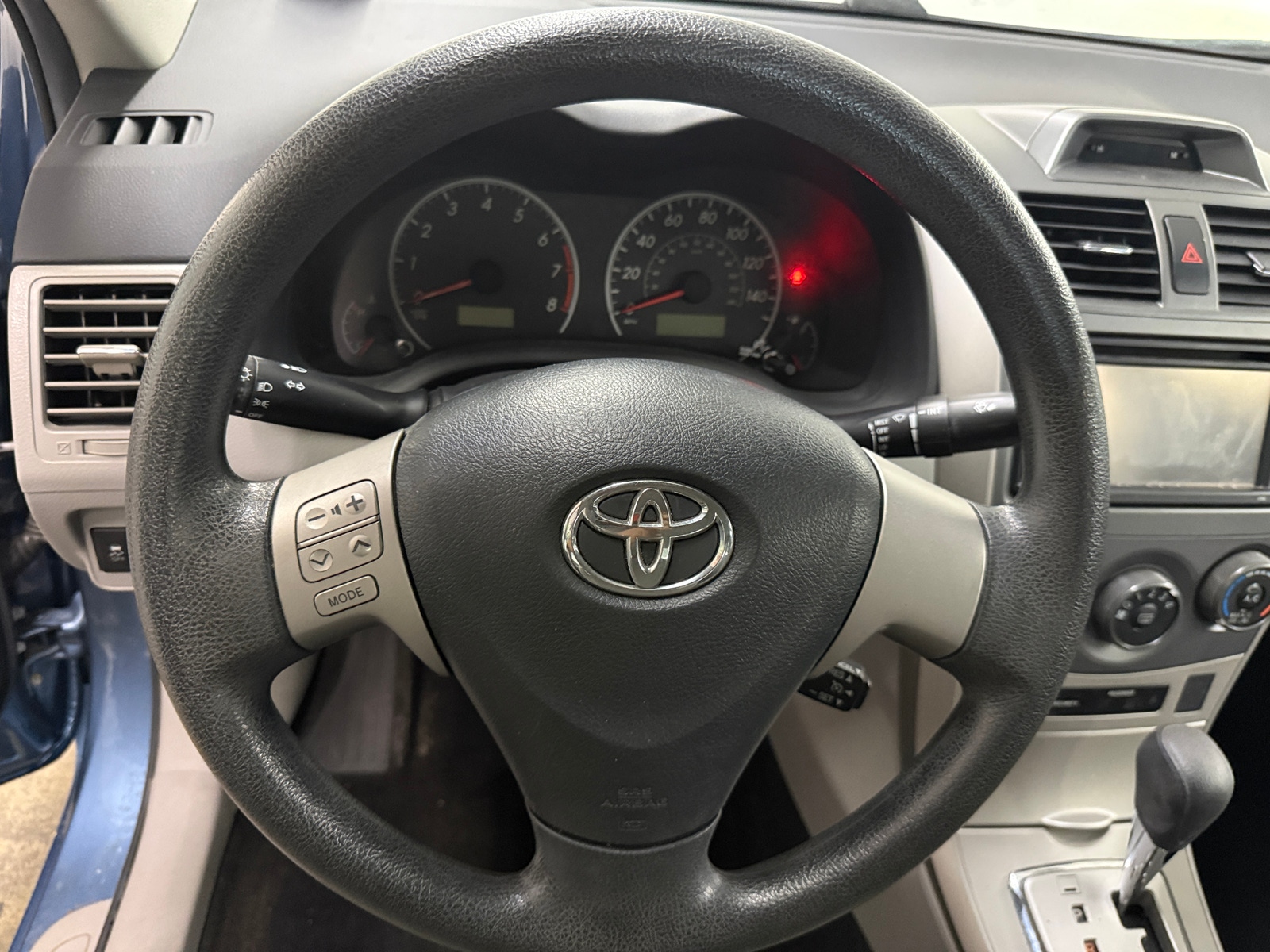 Thumbnail: 2013 Toyota Corolla - 5