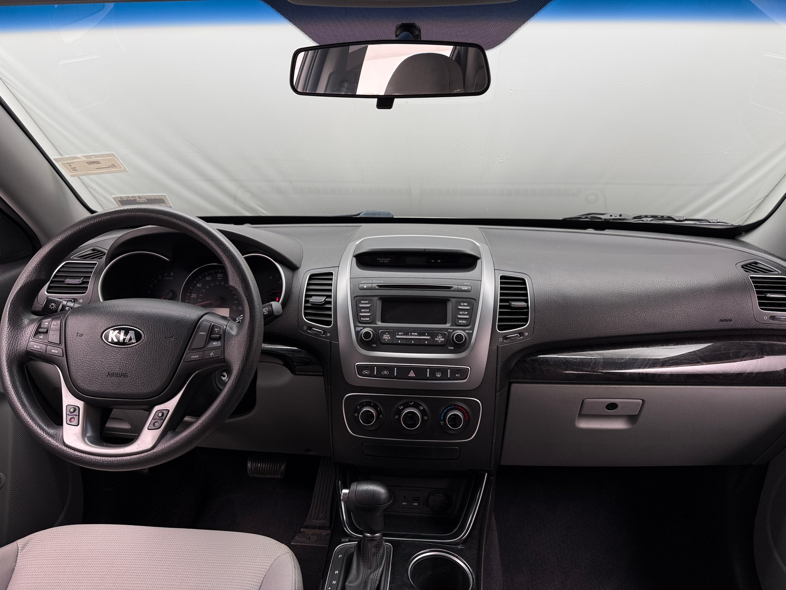 Thumbnail: 2015 Kia Sorento - 3