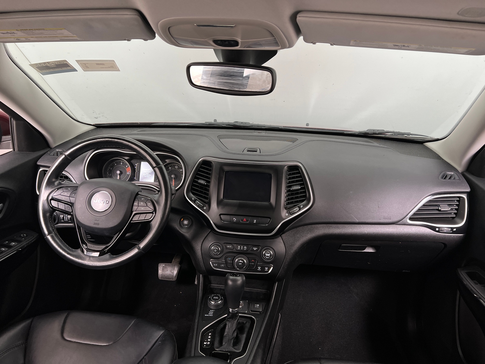 Thumbnail: 2021 Jeep Cherokee - 3