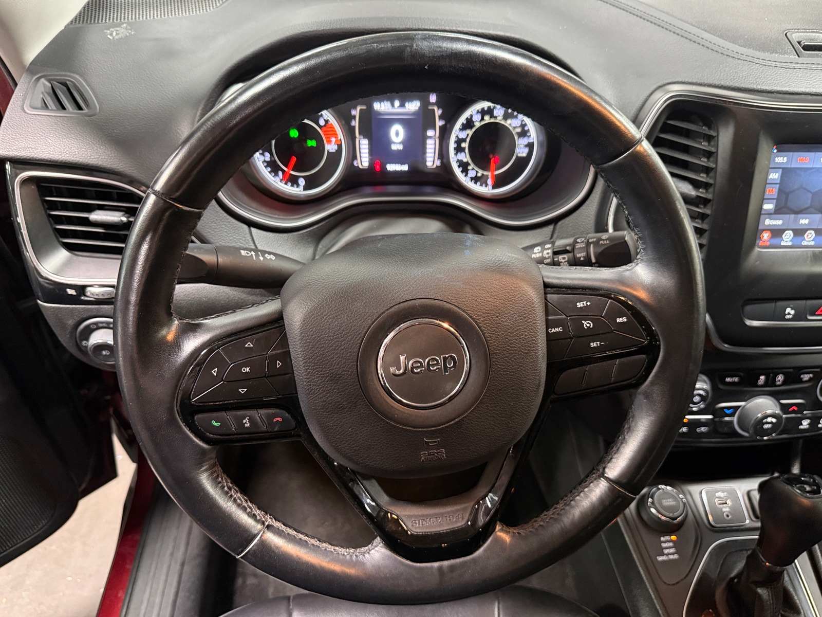 Thumbnail: 2021 Jeep Cherokee - 5