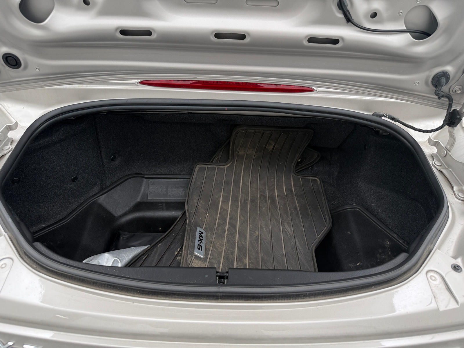 Thumbnail: 2023 Mazda MX-5 Miata - 6