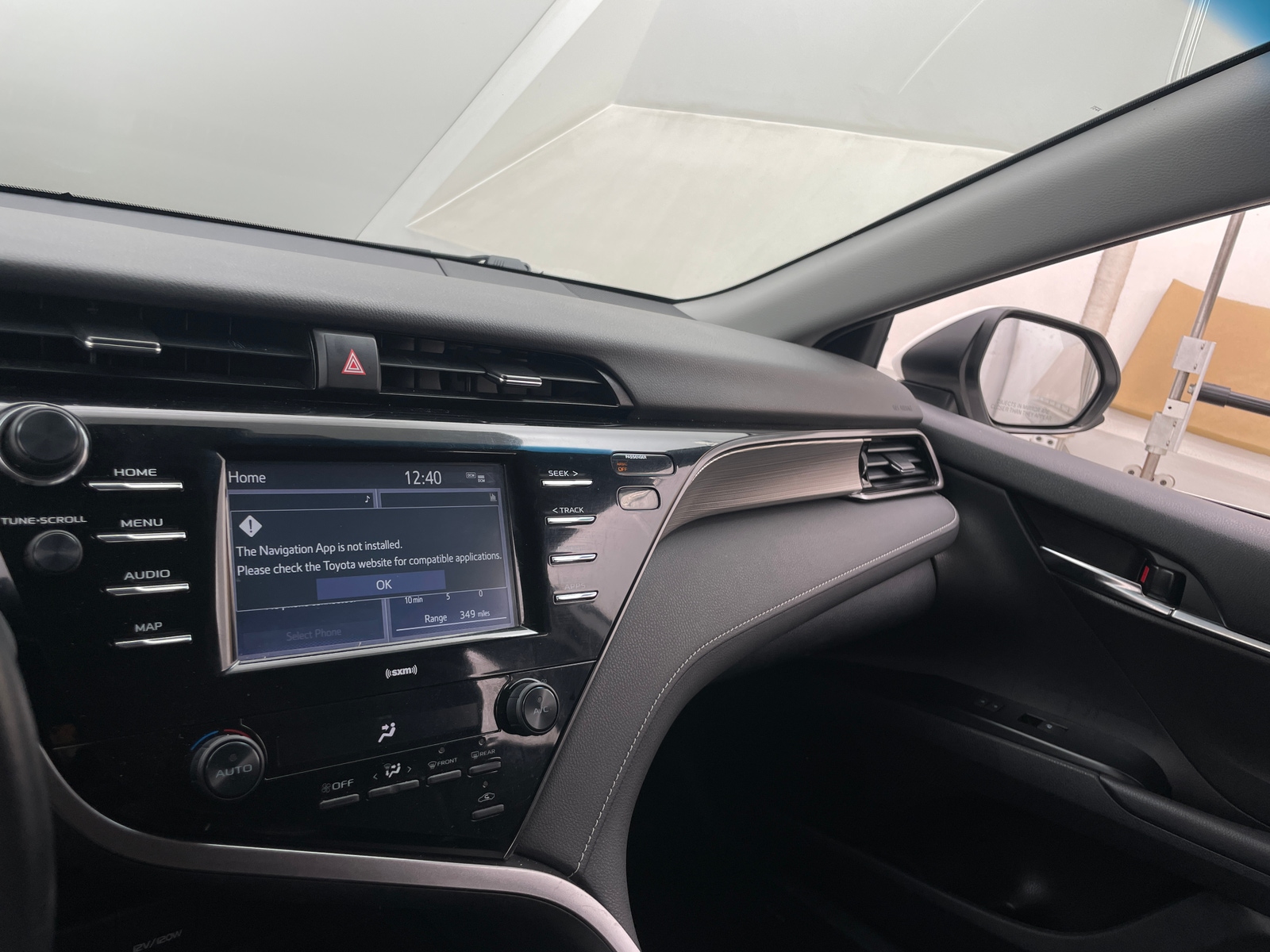 Thumbnail: 2020 Toyota Camry - 3
