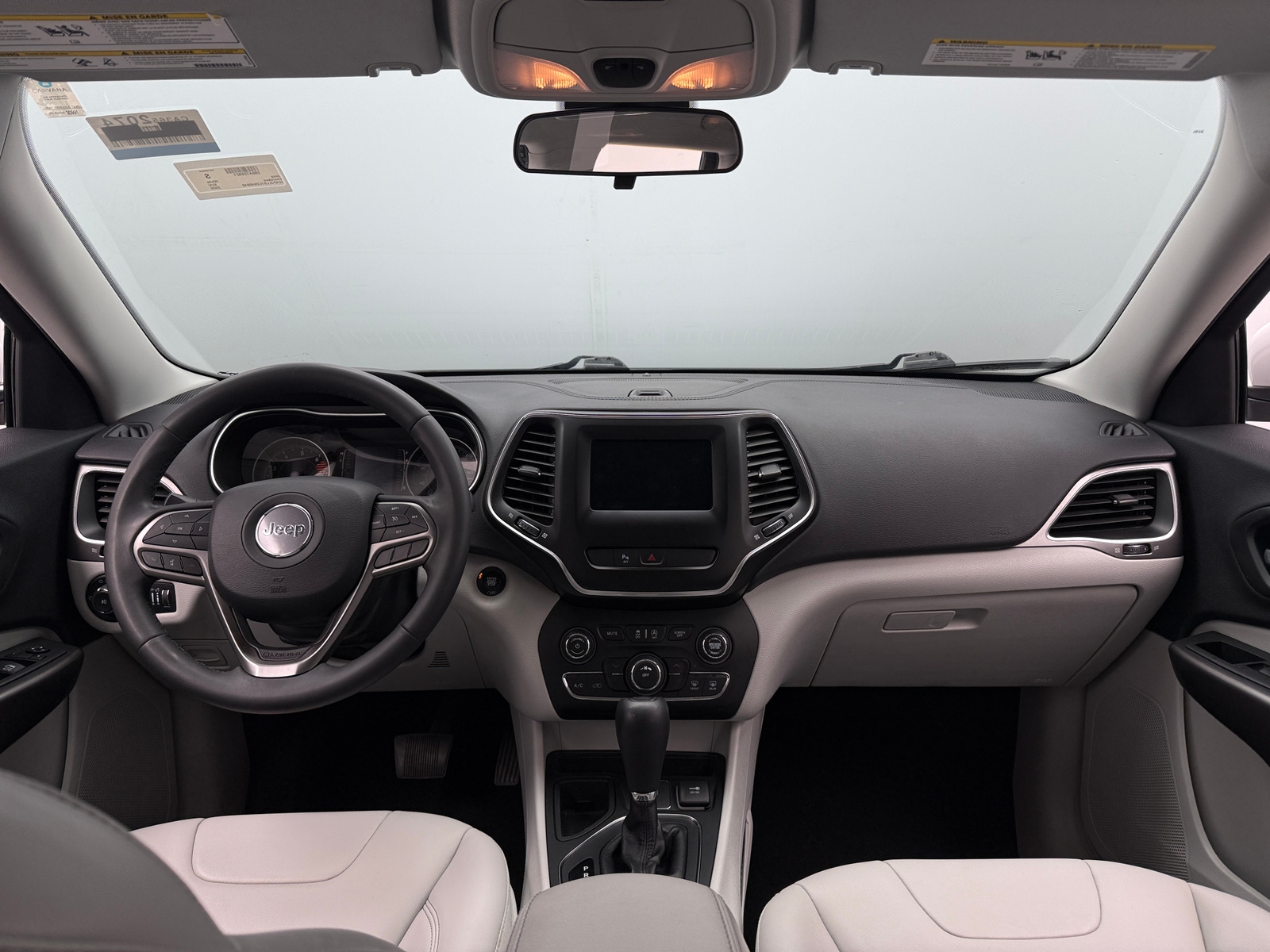 Thumbnail: 2020 Jeep Cherokee - 3