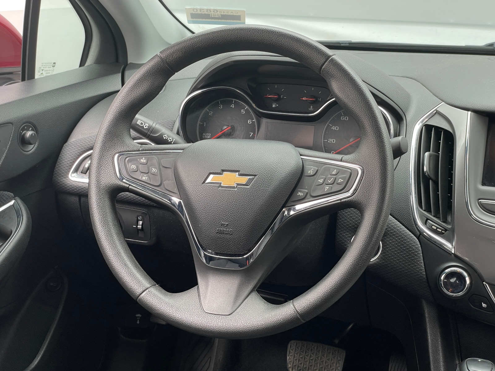 Thumbnail: 2019 Chevrolet Cruze - 5