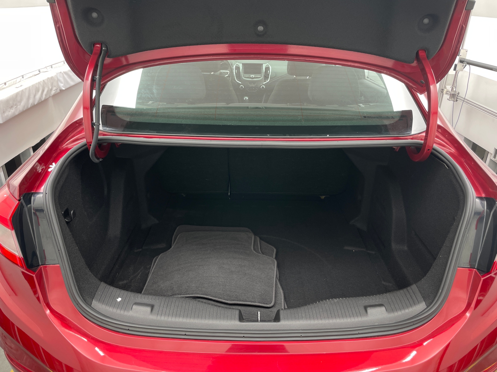 Thumbnail: 2019 Chevrolet Cruze - 7