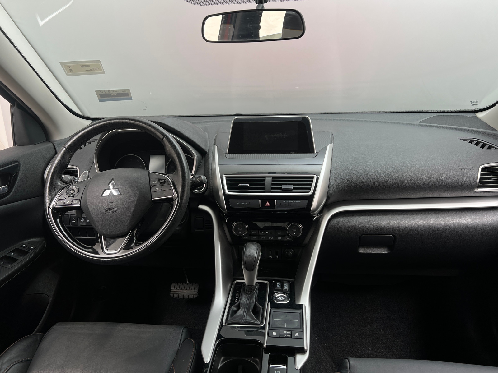 Thumbnail: 2018 Mitsubishi Eclipse Cross - 2