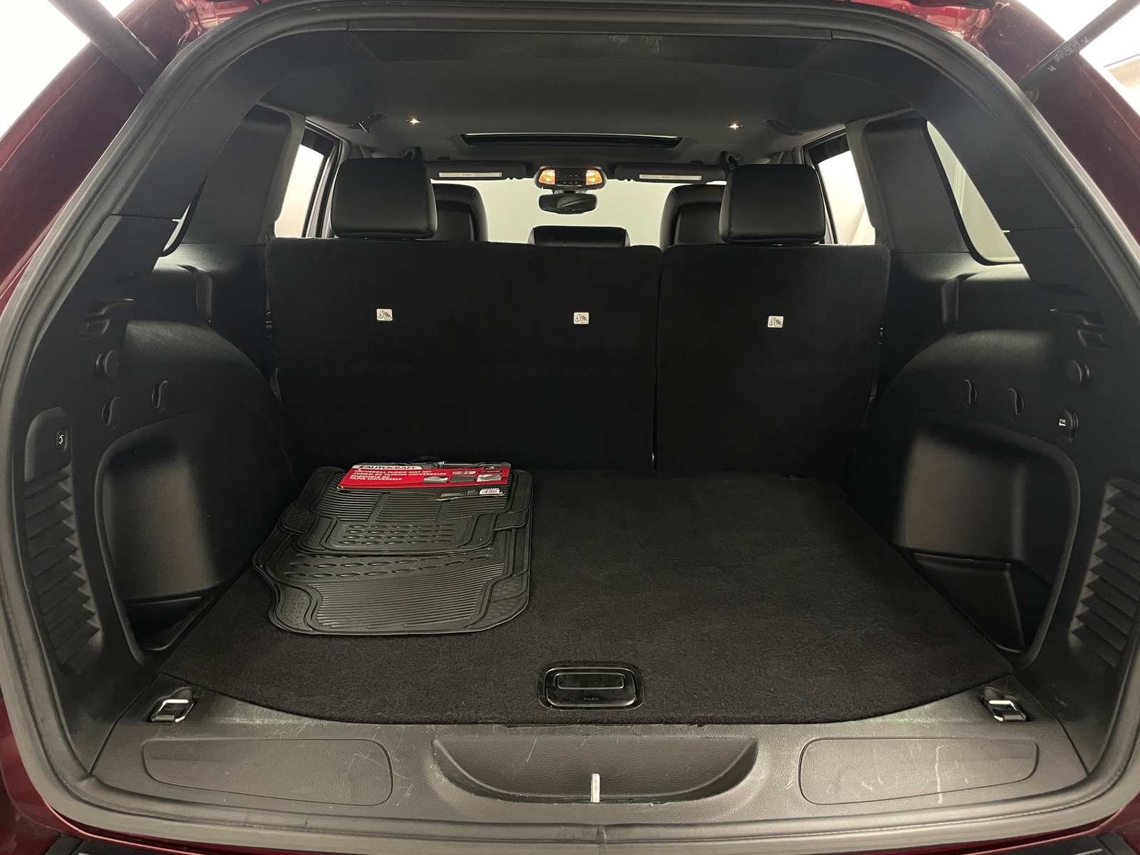 Thumbnail: 2022 Jeep Grand Cherokee - 6