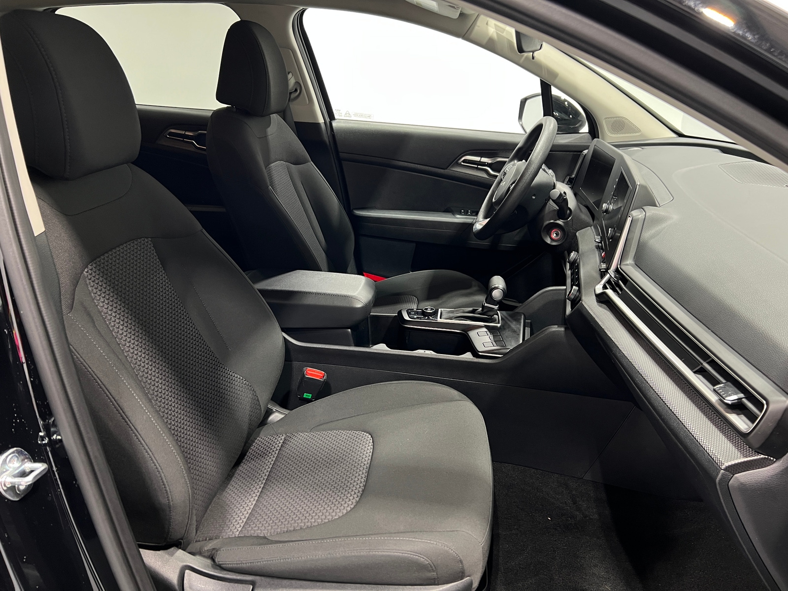 Thumbnail: 2025 Kia Sportage - 2