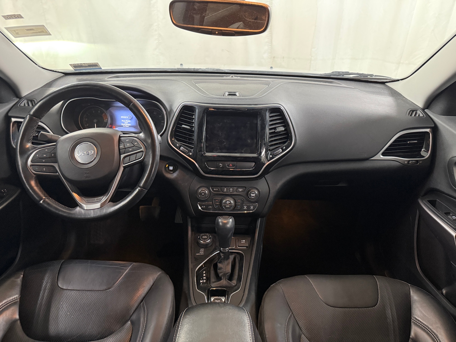 Thumbnail: 2019 Jeep Cherokee - 2