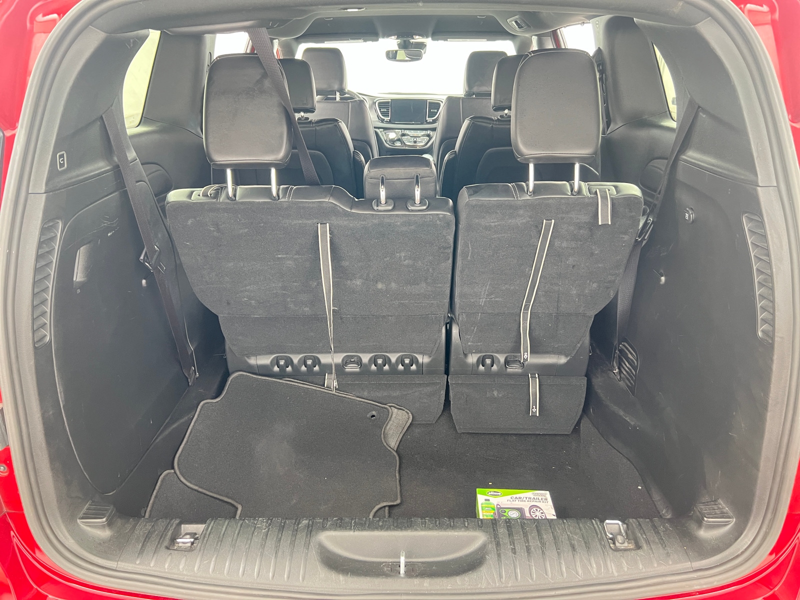 Thumbnail: 2025 Chrysler Pacifica - 6