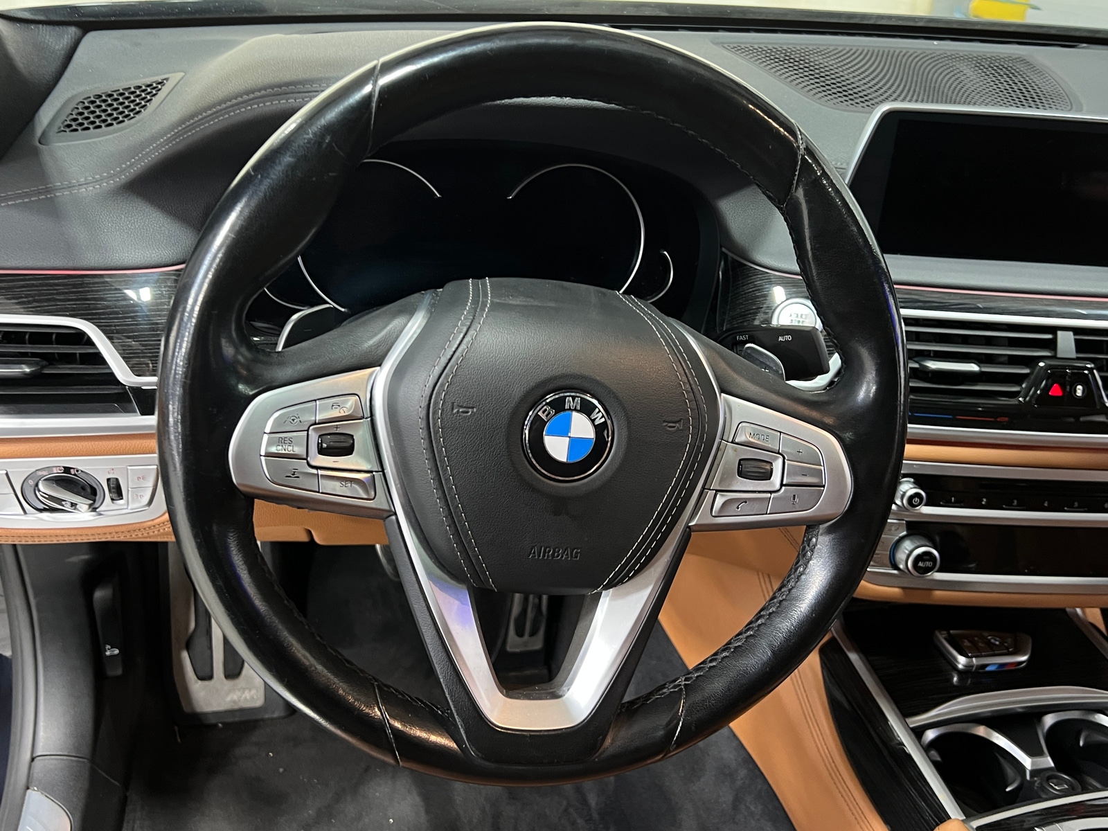 Thumbnail: 2019 BMW 7 Series - 4