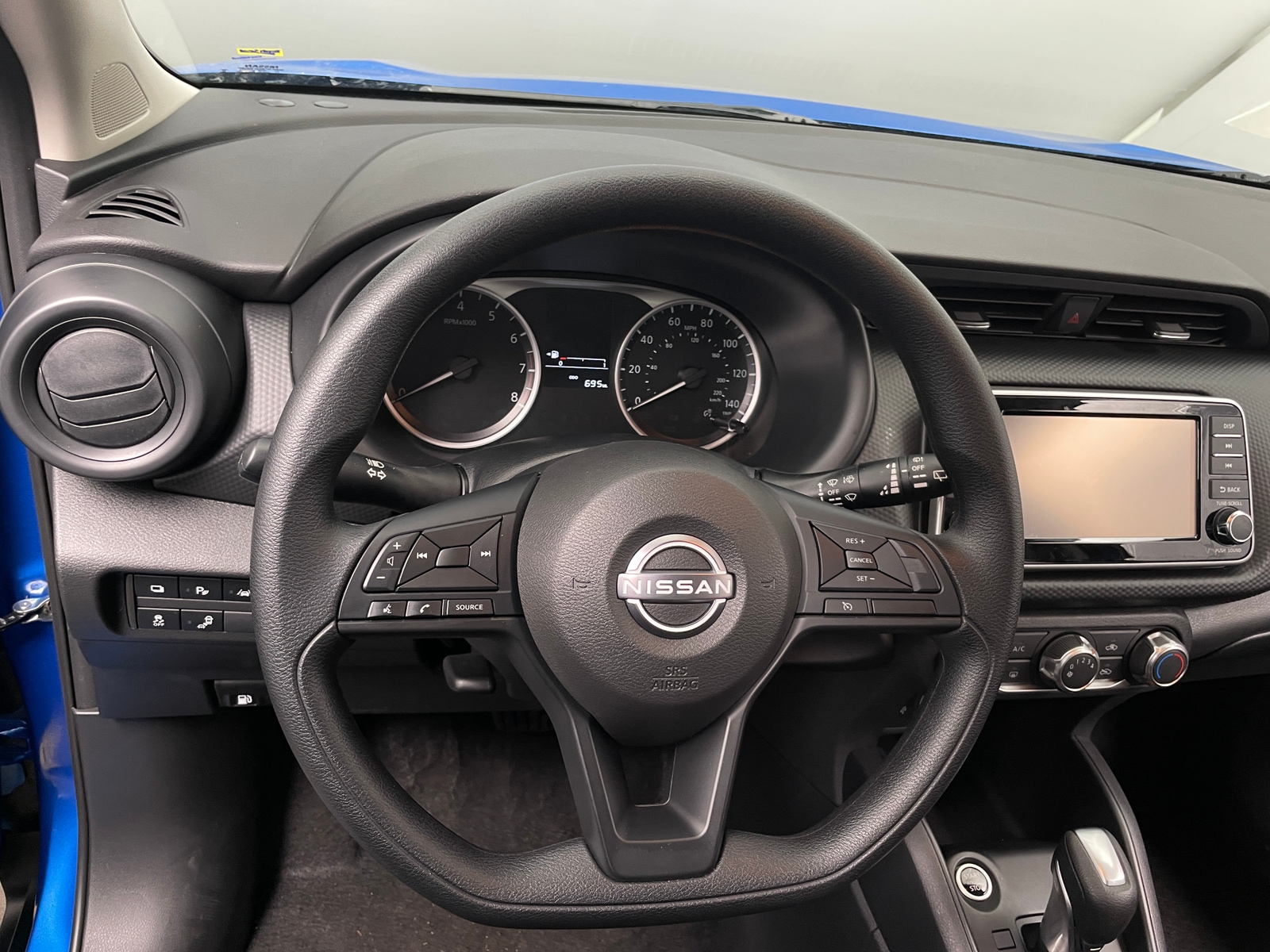 Thumbnail: 2025 Nissan Kicks - 5