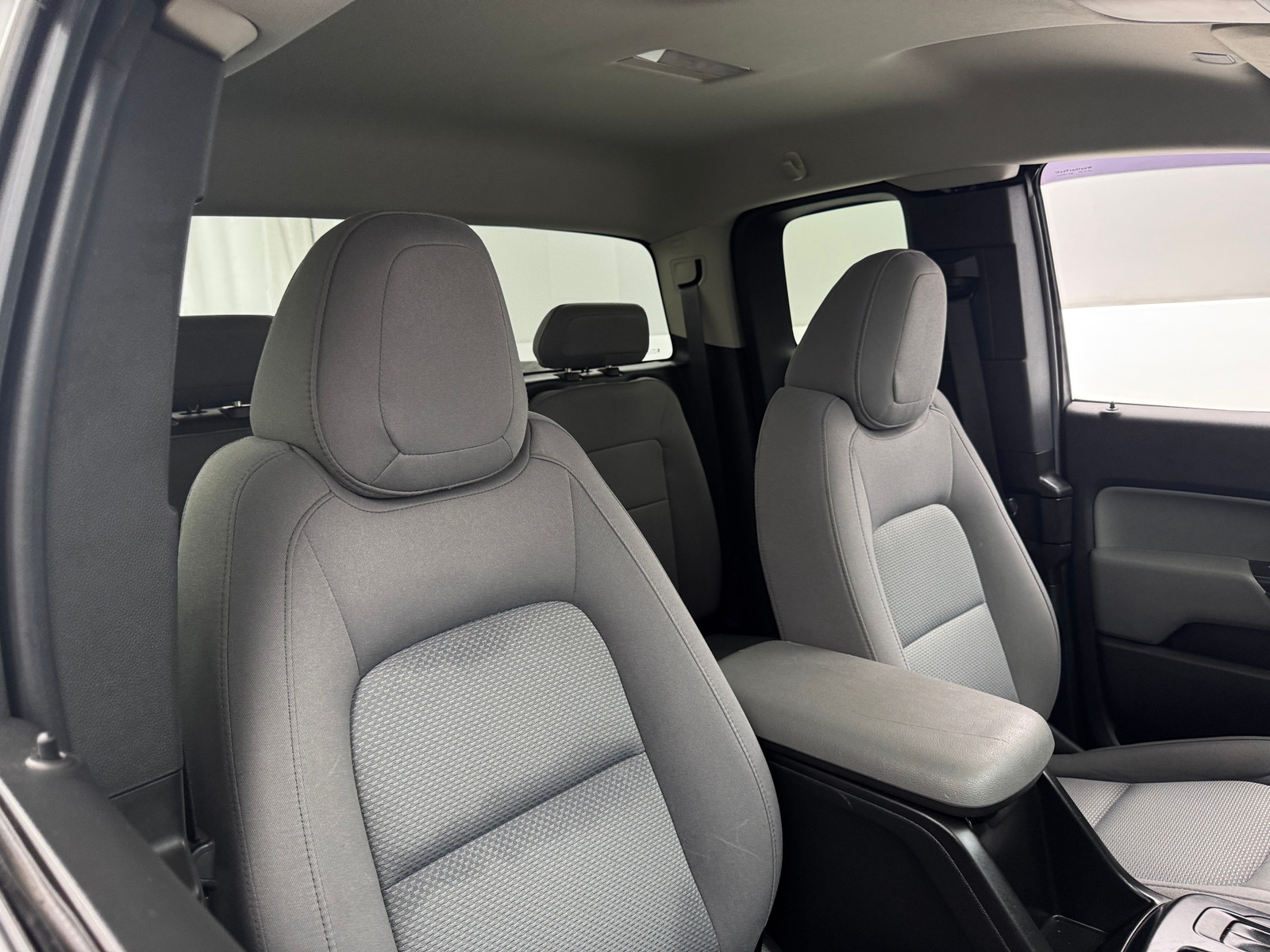 Thumbnail: 2022 Chevrolet Colorado - 2