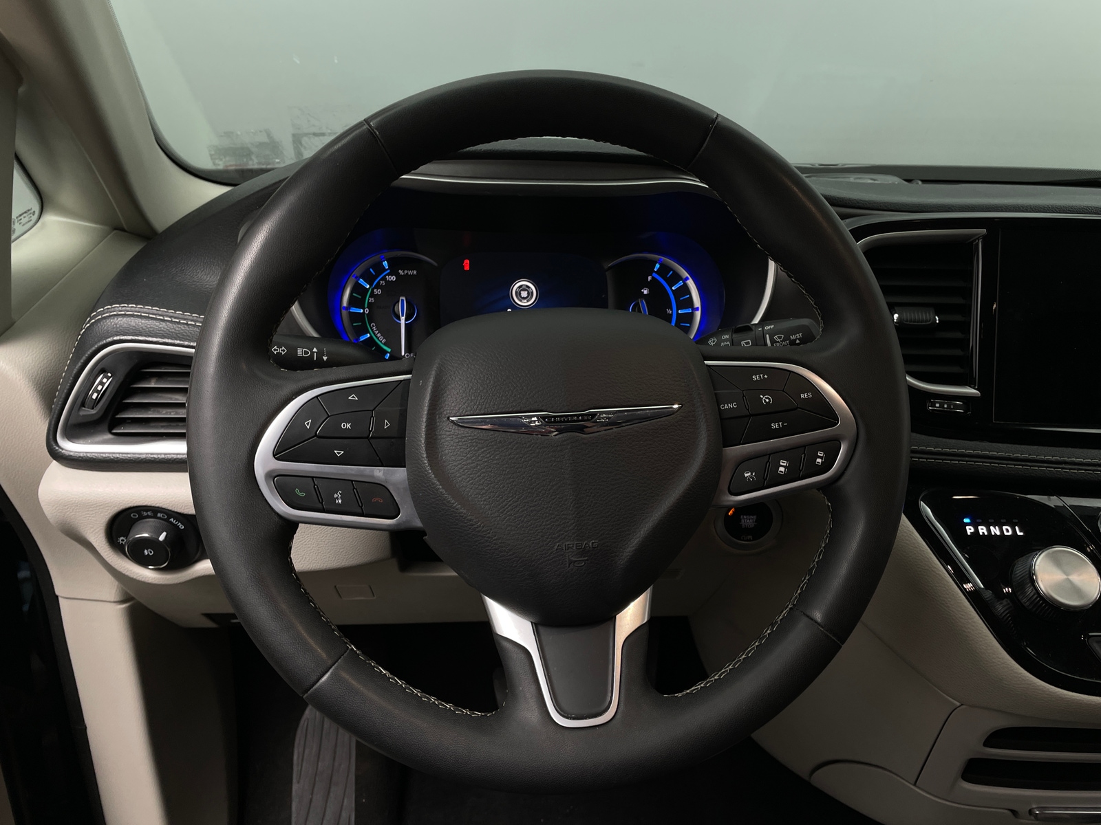 Thumbnail: 2024 Chrysler Pacifica - 4